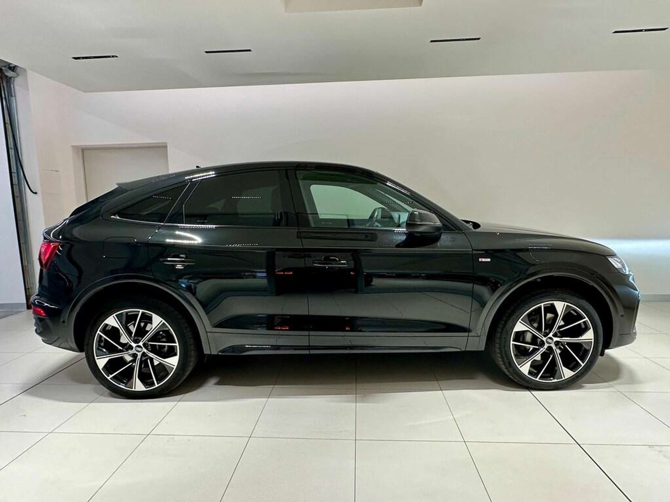 Audi - Q5