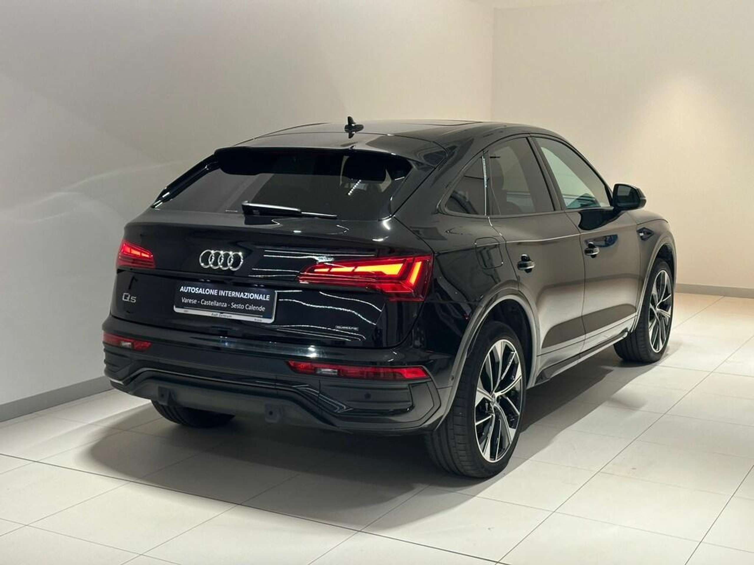 Audi - Q5