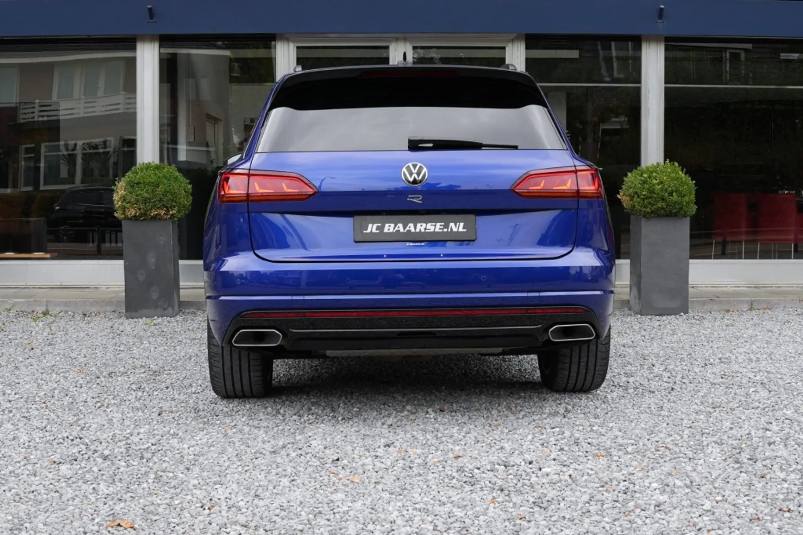 Volkswagen - Touareg