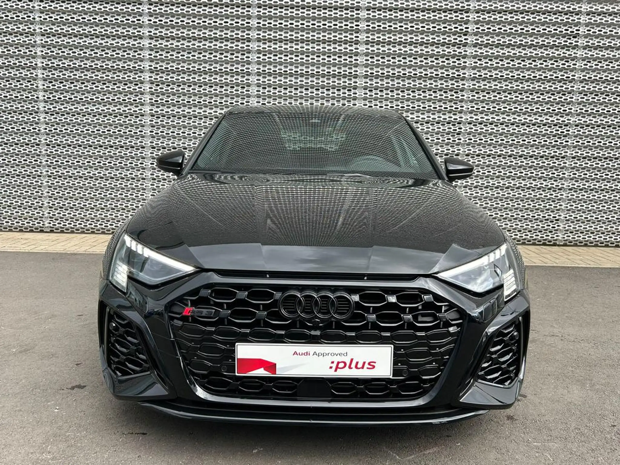 Audi - RS3