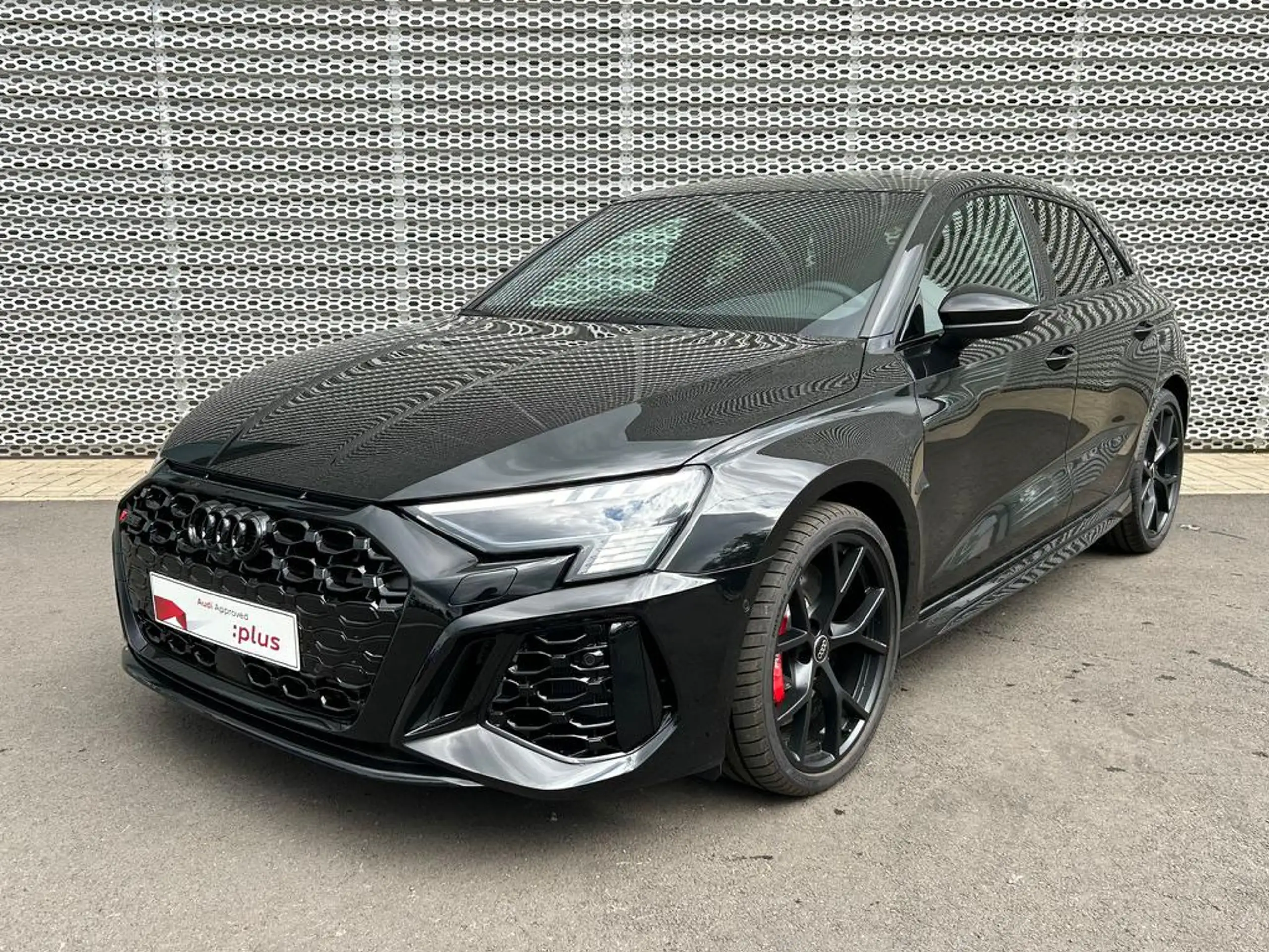 Audi - RS3