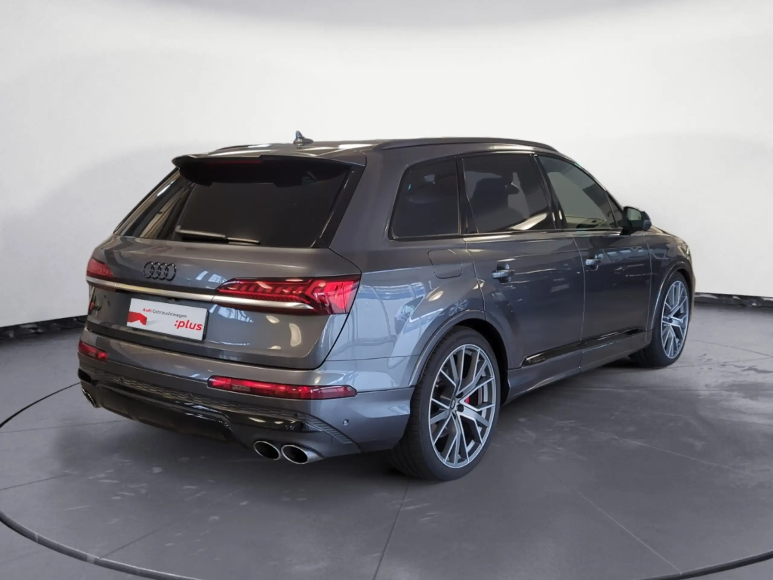 Audi - SQ7