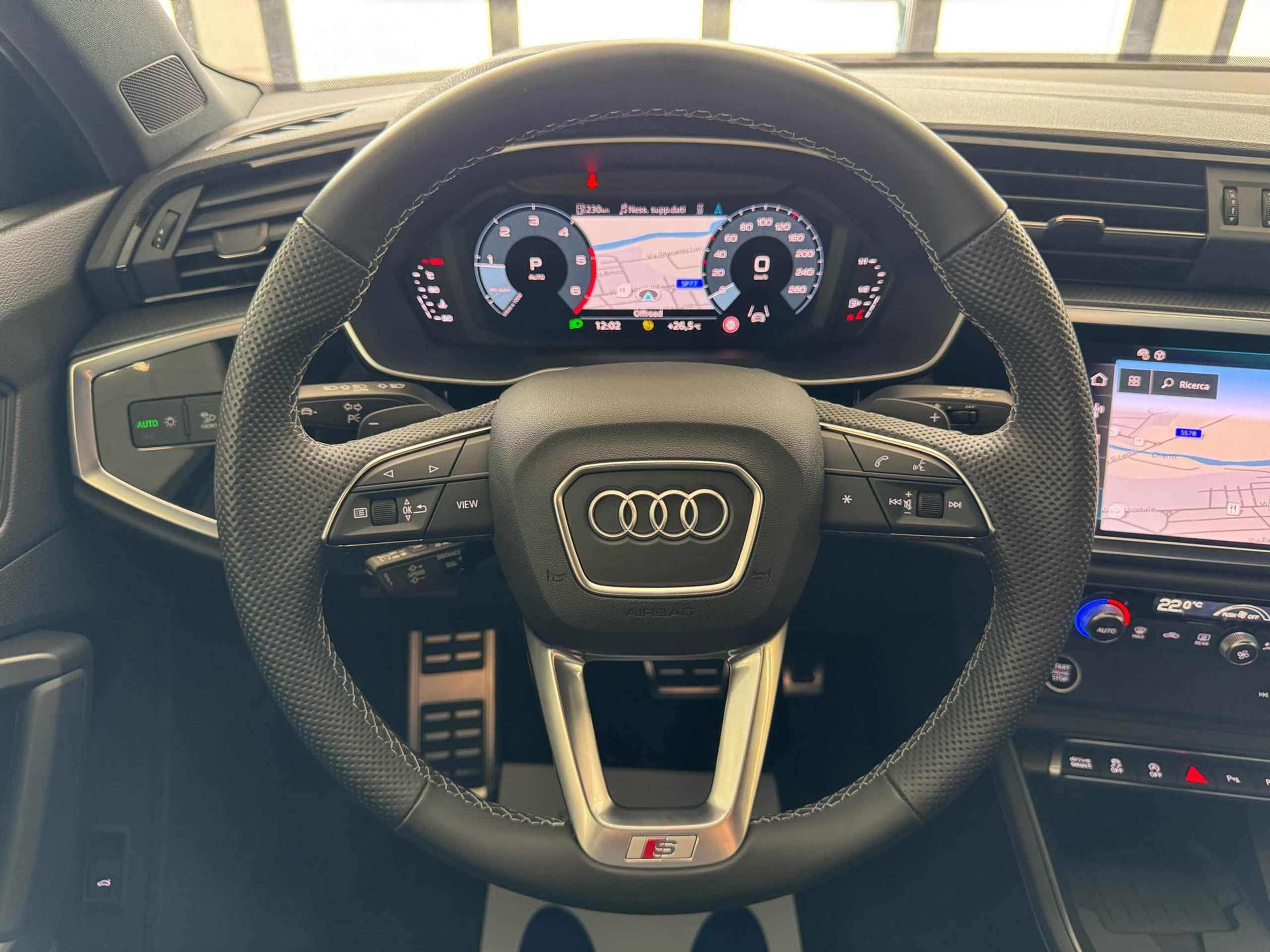 Audi - Q3