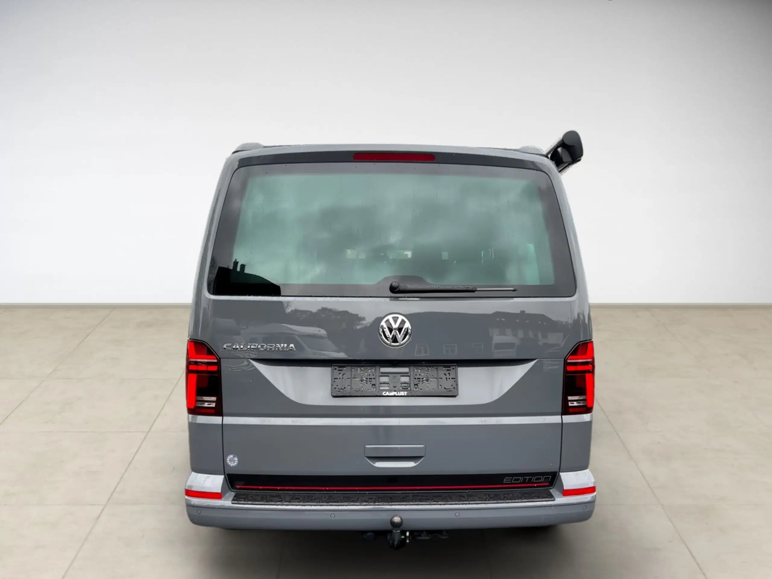 Volkswagen - T6 California