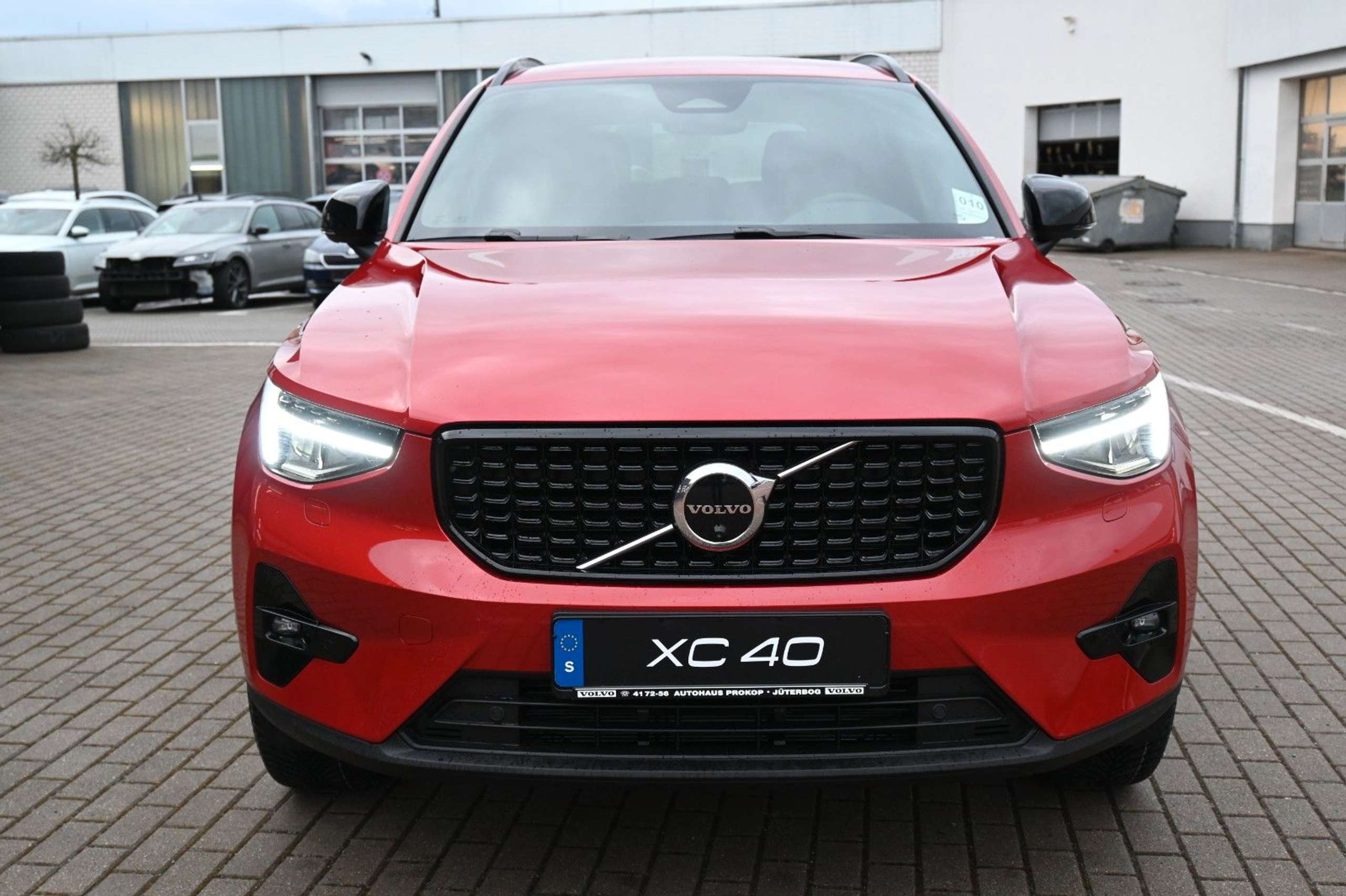 Volvo - XC40