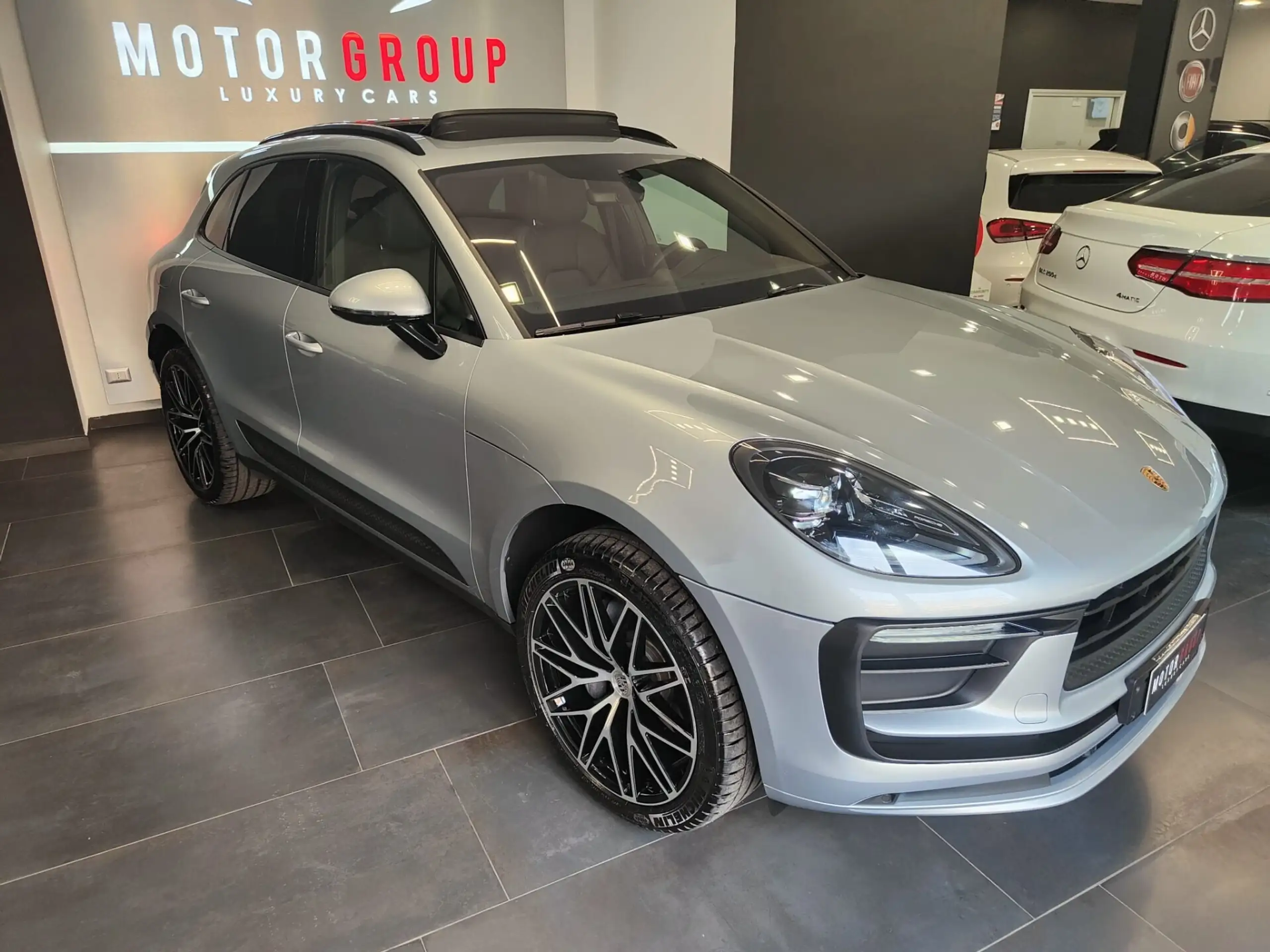 Porsche - Macan