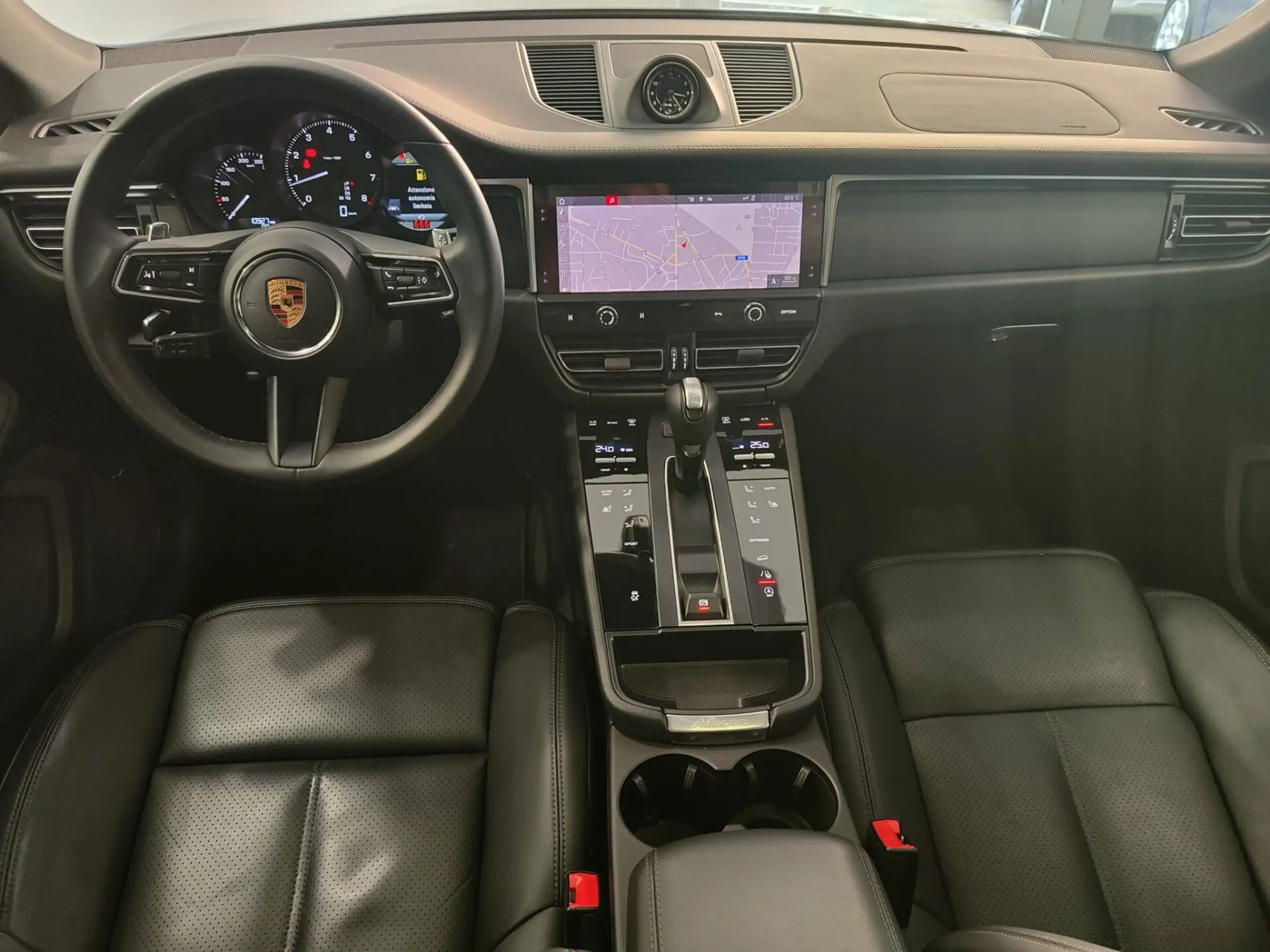 Porsche - Macan