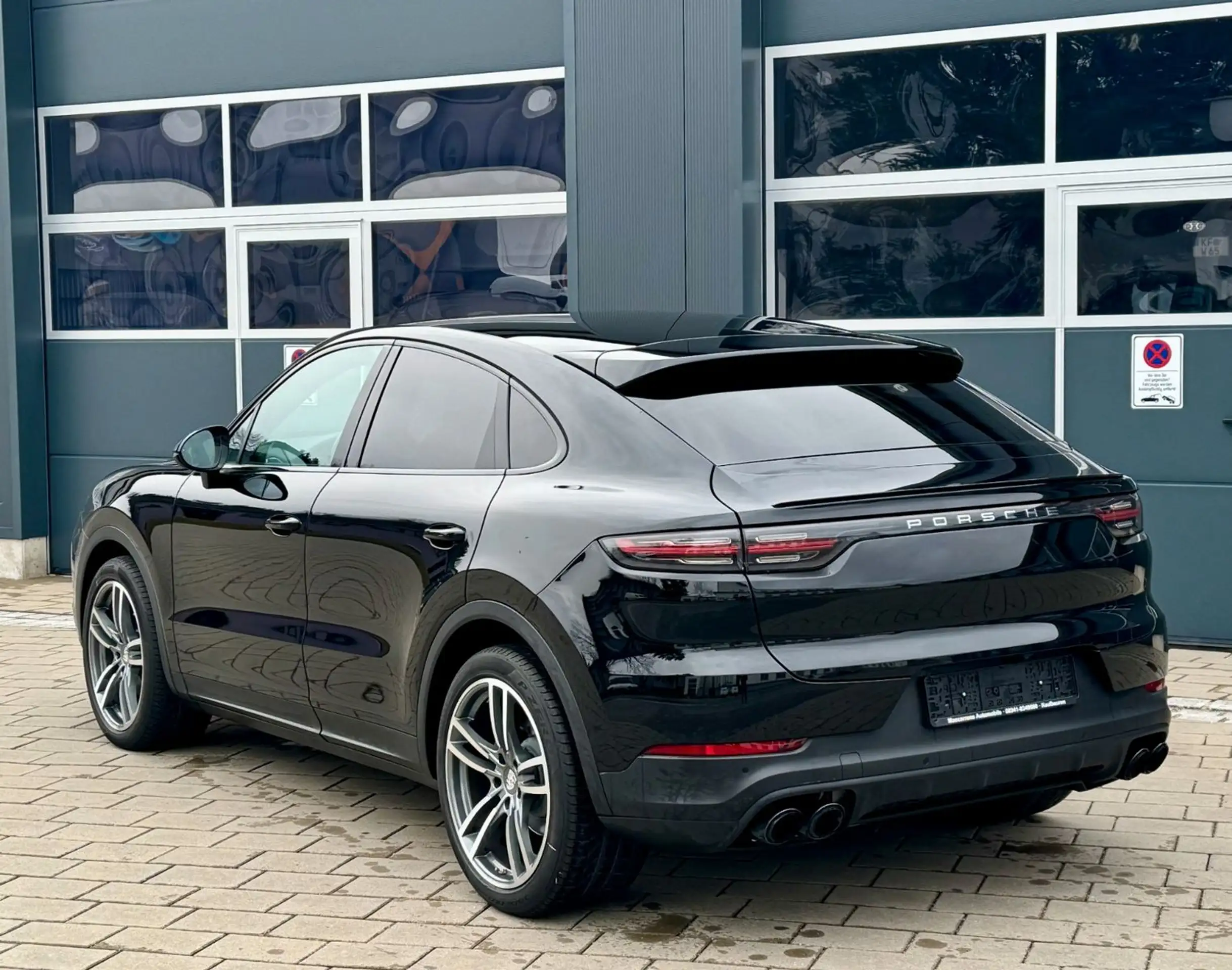 Porsche - Cayenne