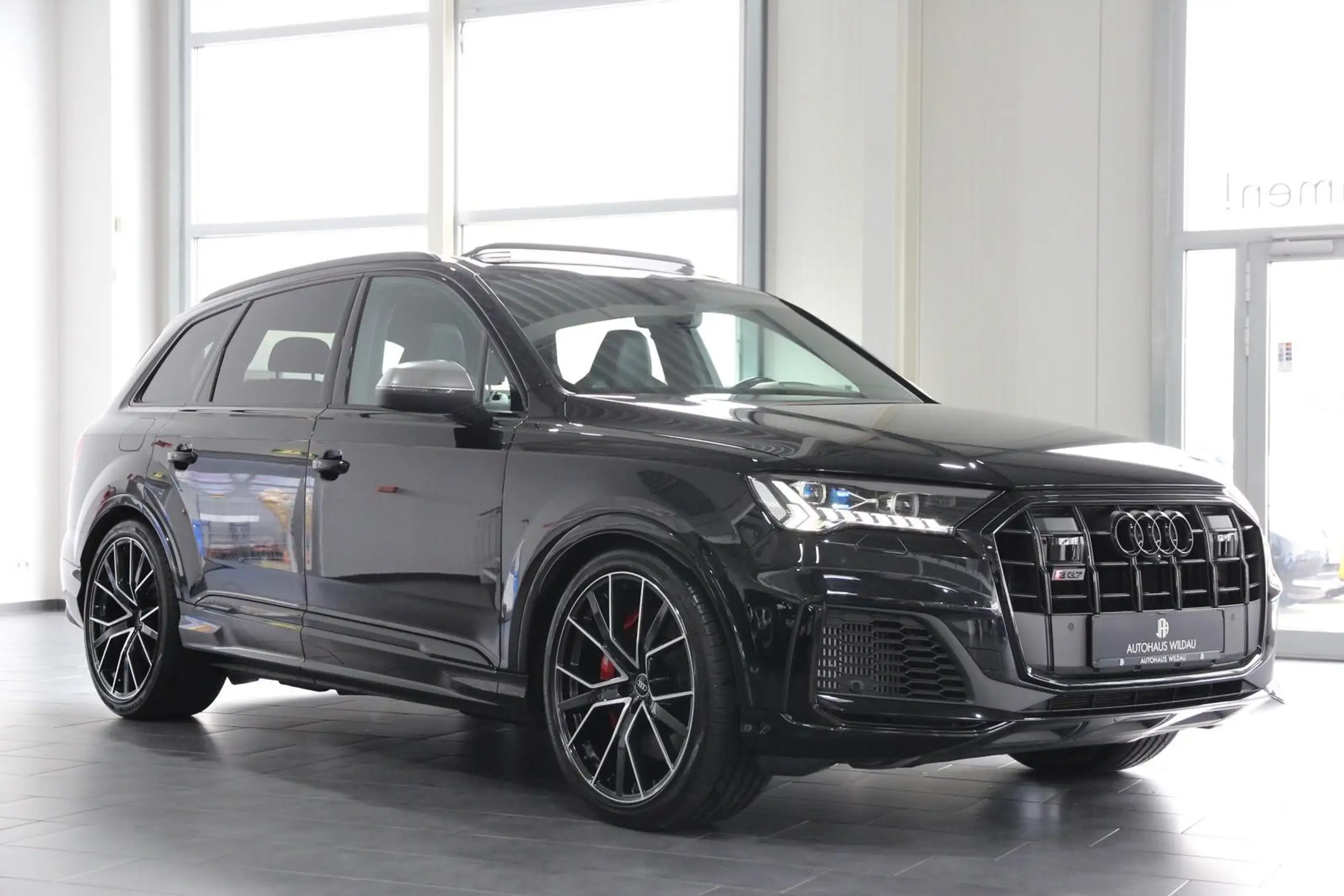 Audi - SQ7