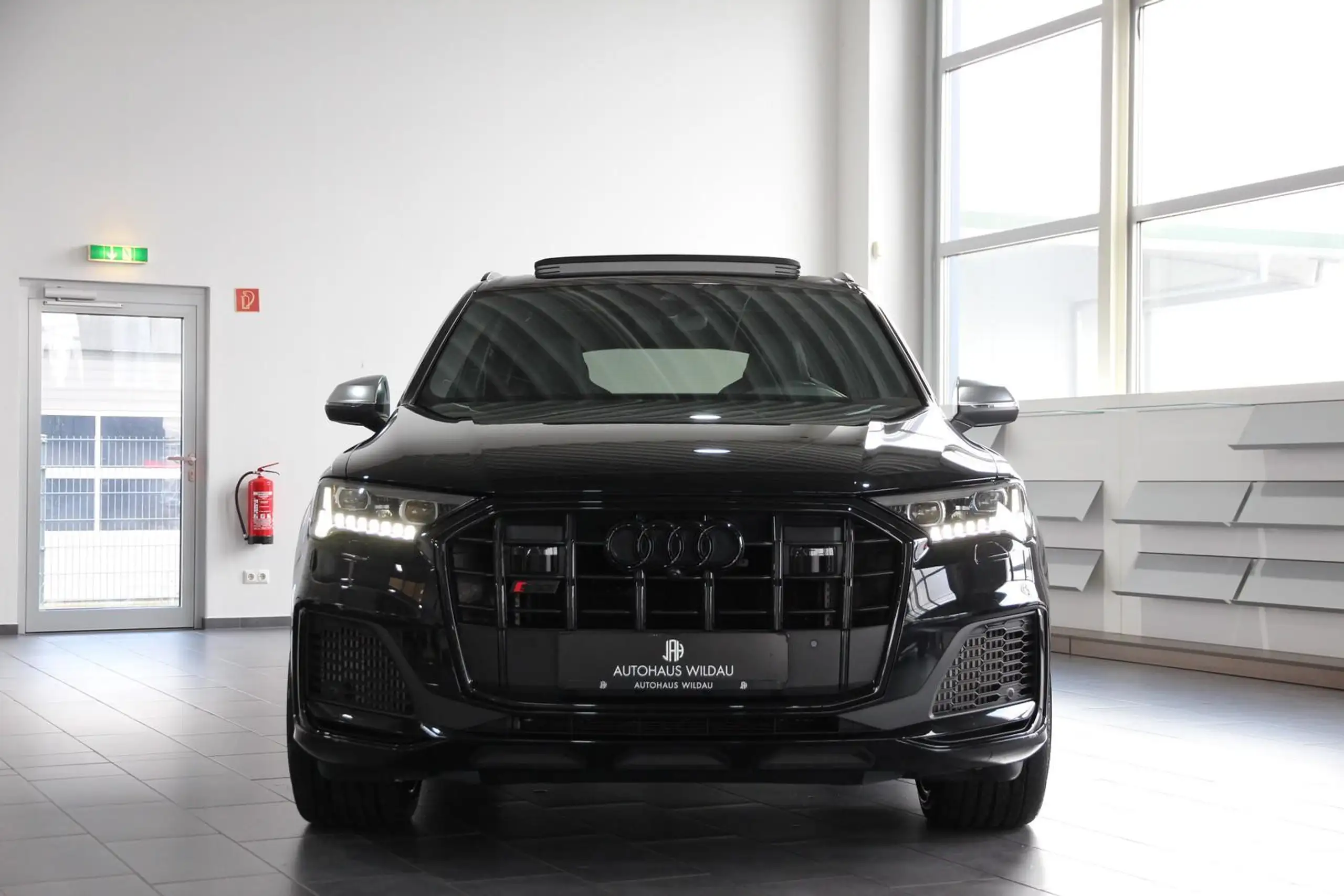 Audi - SQ7