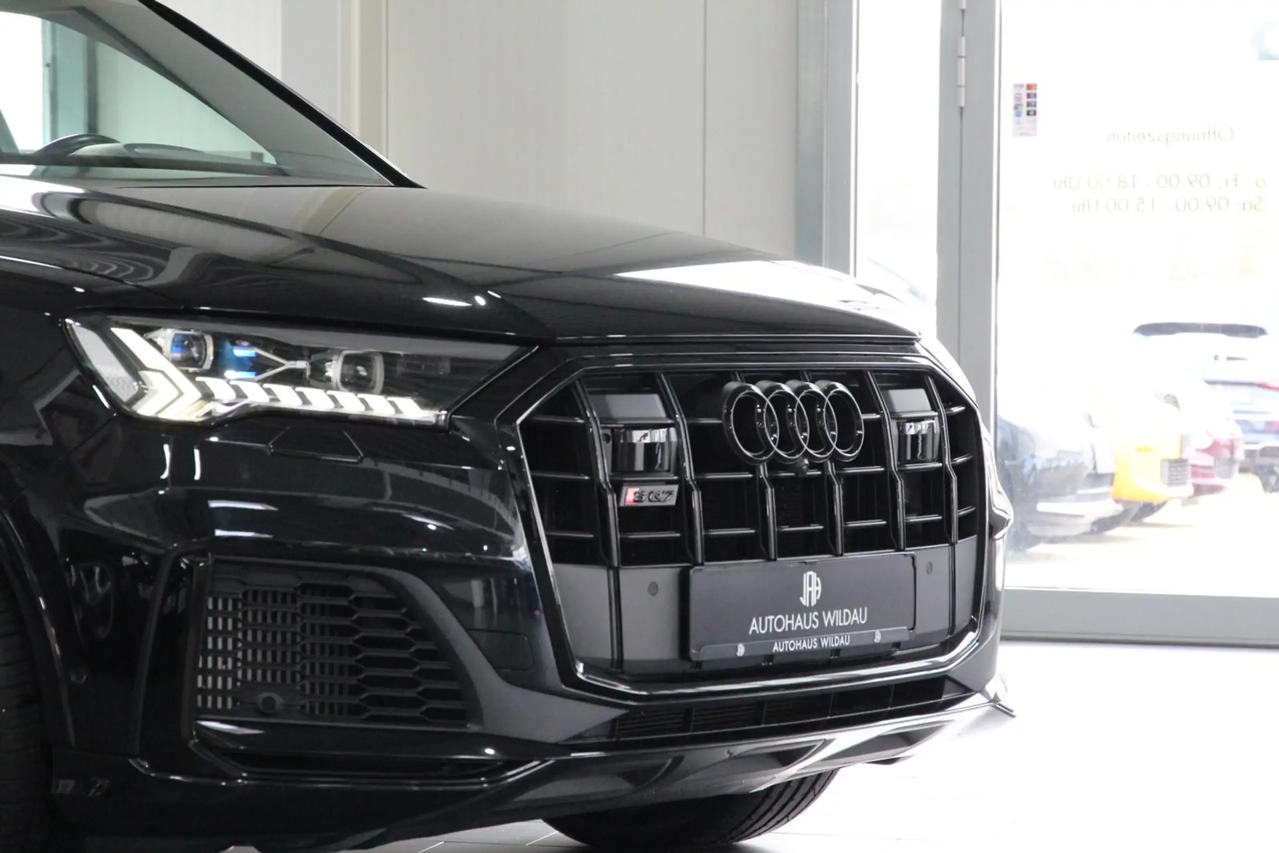 Audi - SQ7