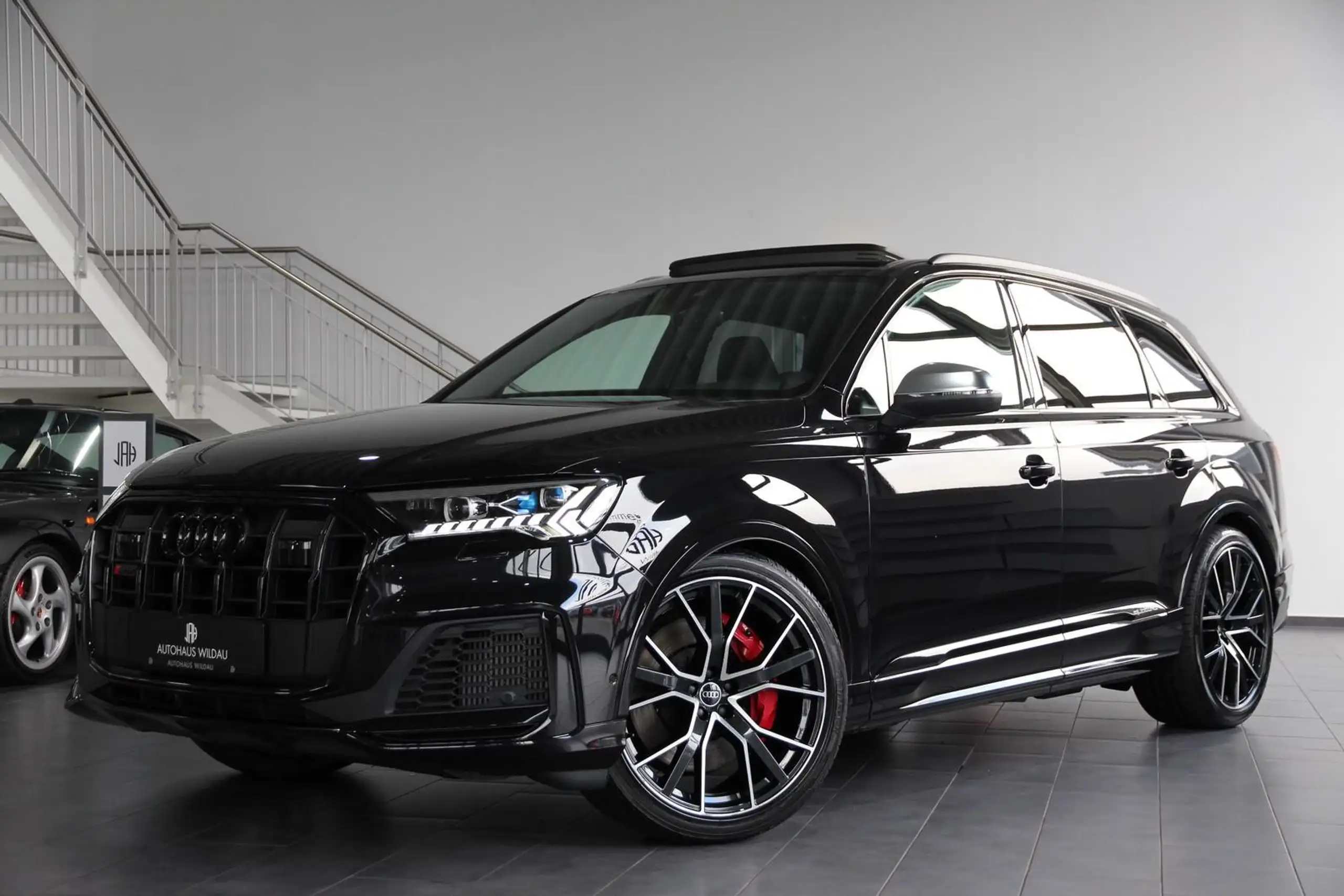 Audi - SQ7