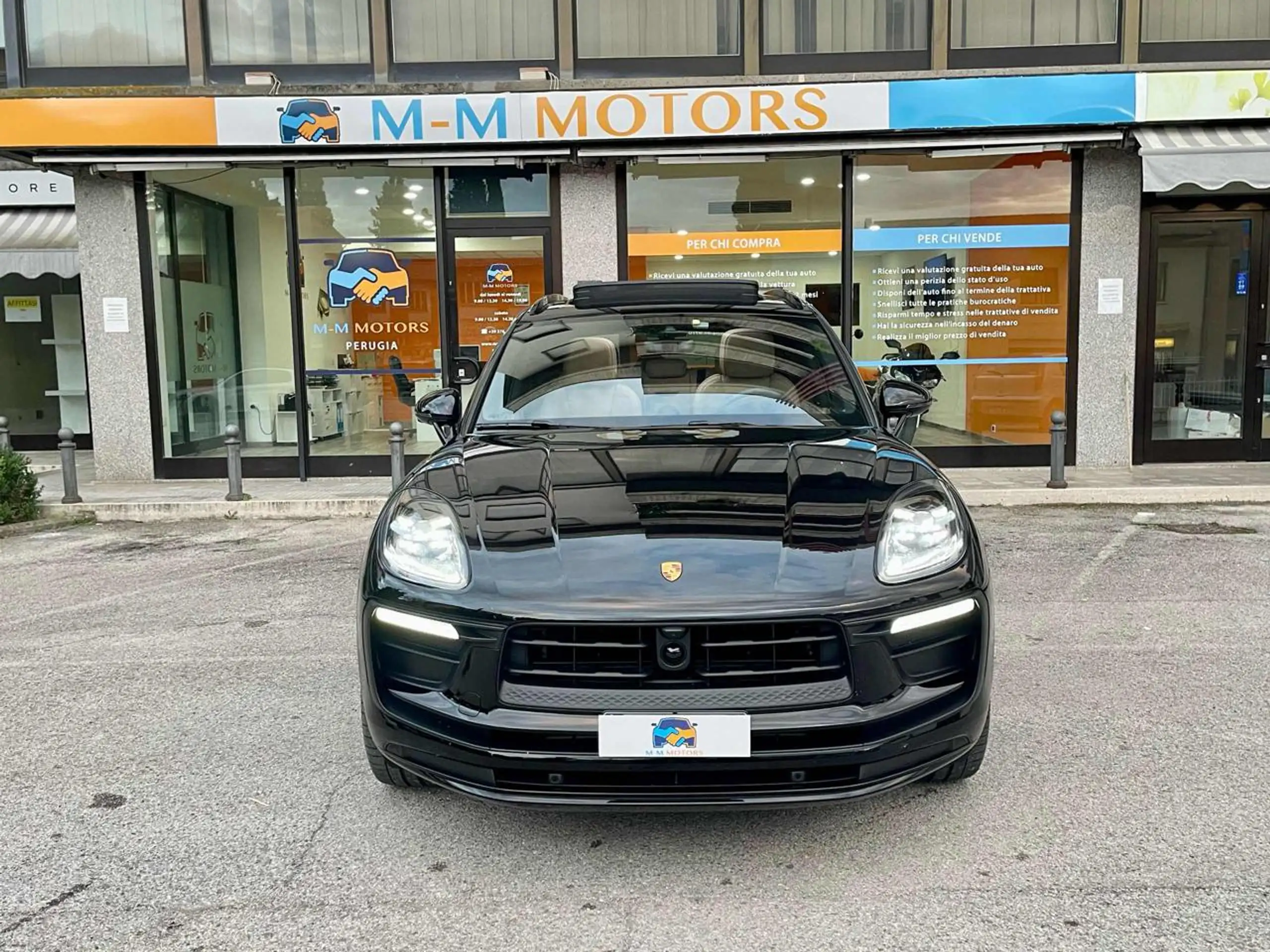 Porsche - Macan