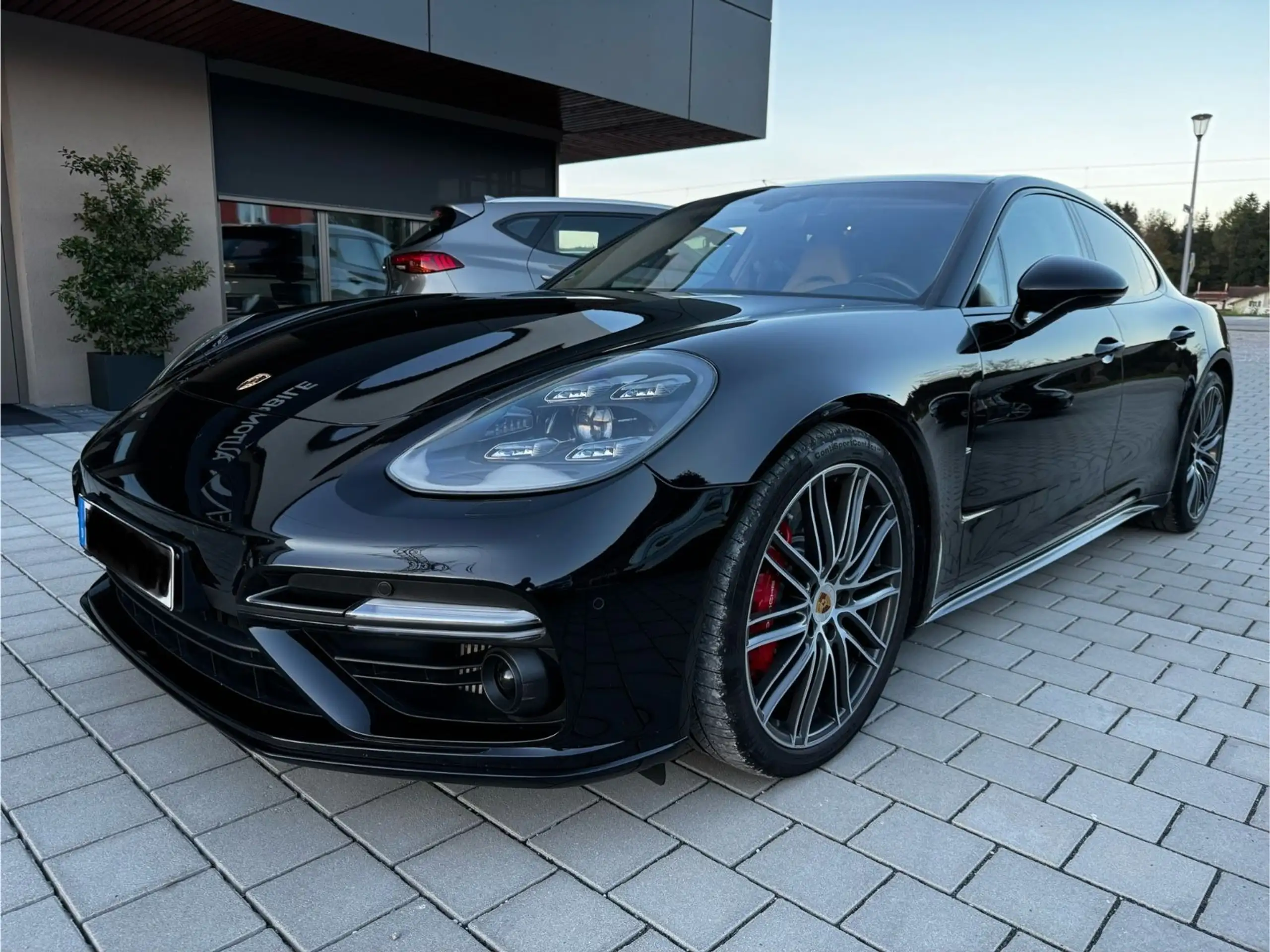 Porsche - Panamera