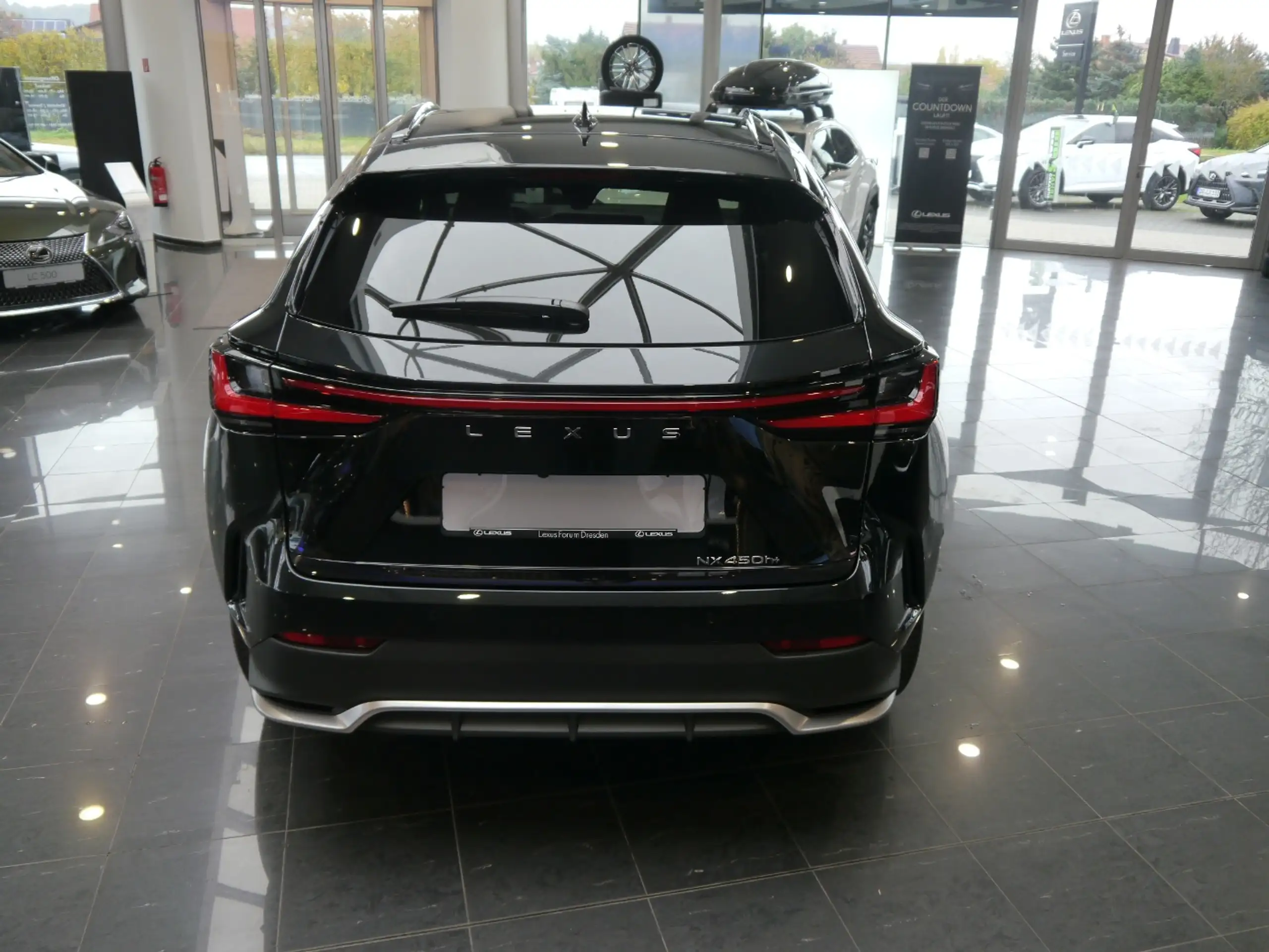 Lexus - NX 450h+