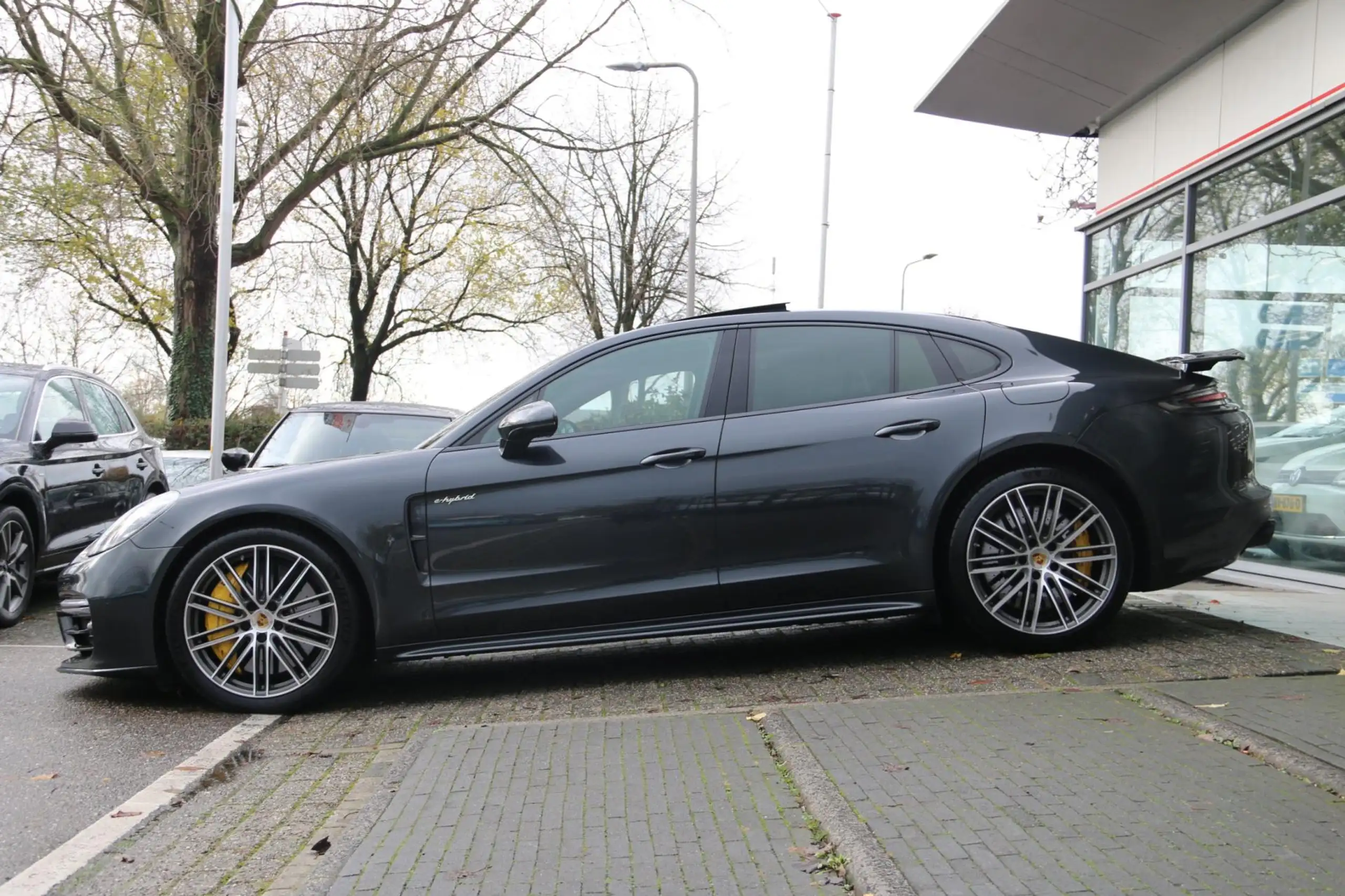 Porsche - Panamera