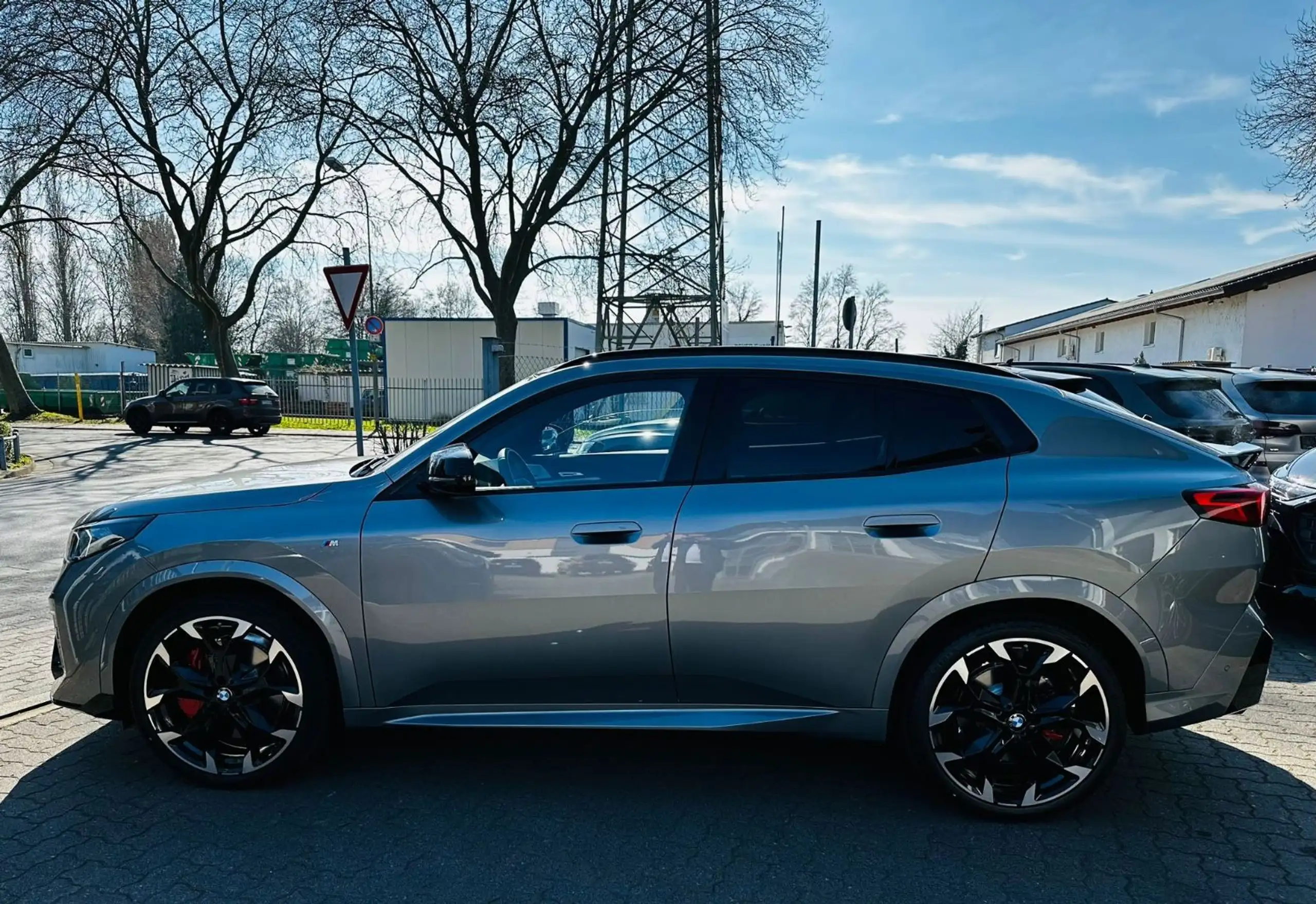 BMW - X2