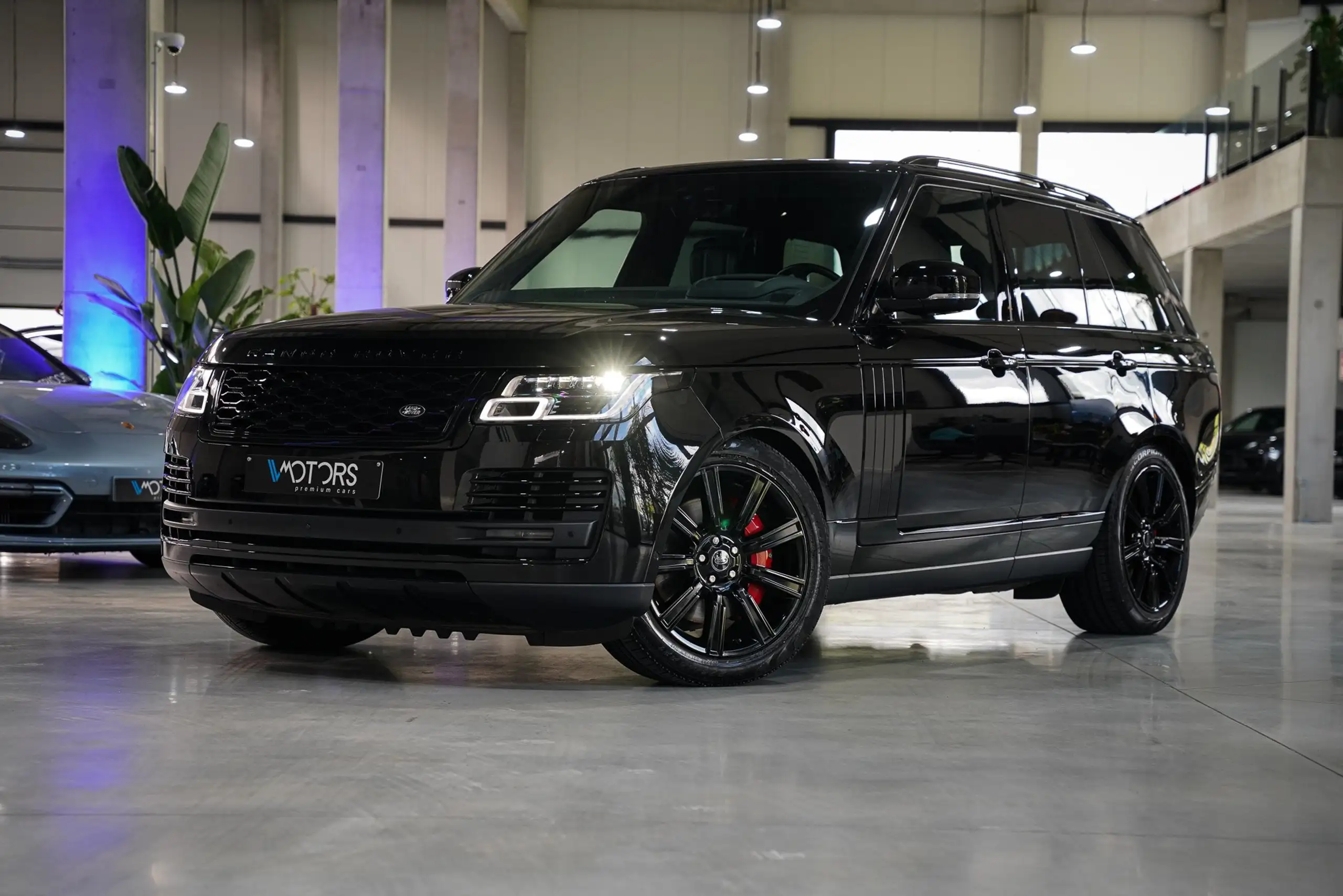 Land Rover - Range Rover