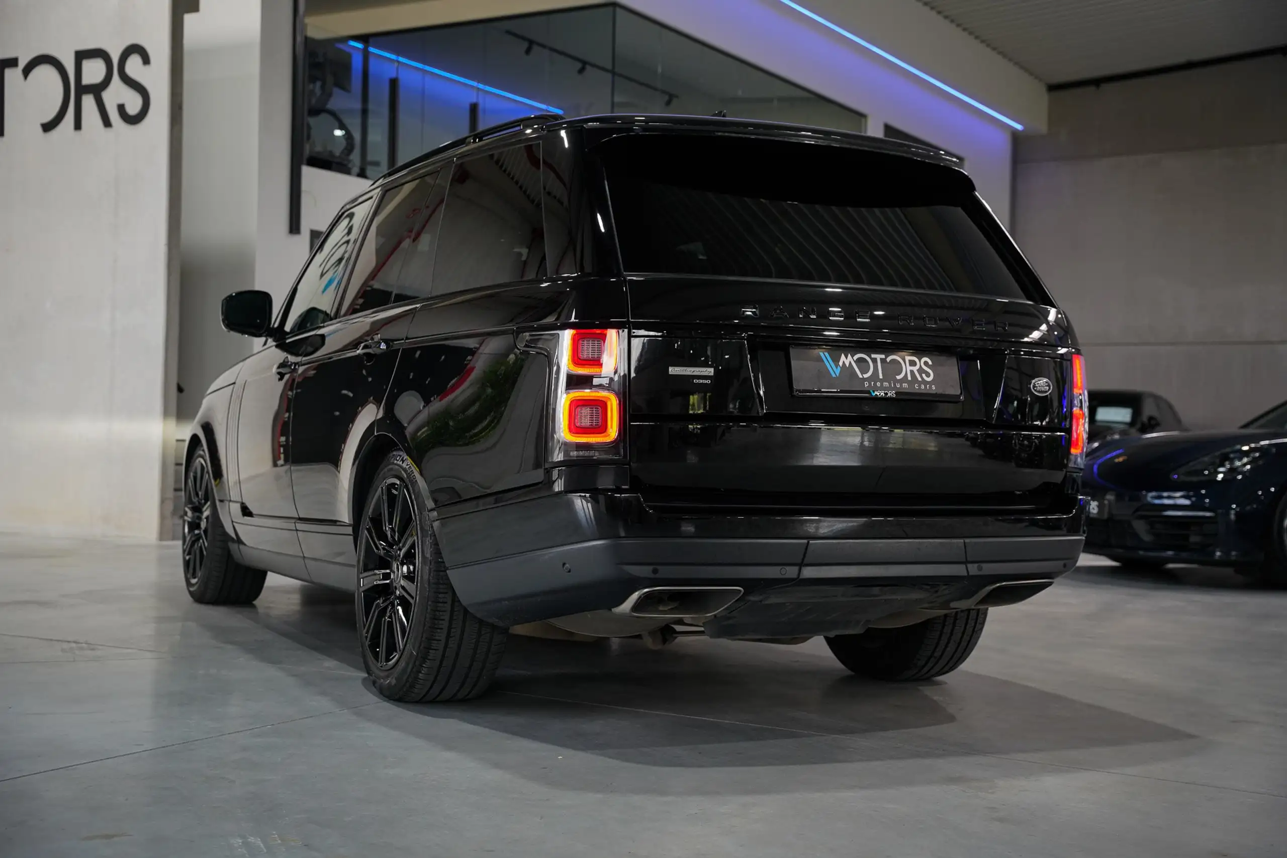 Land Rover - Range Rover