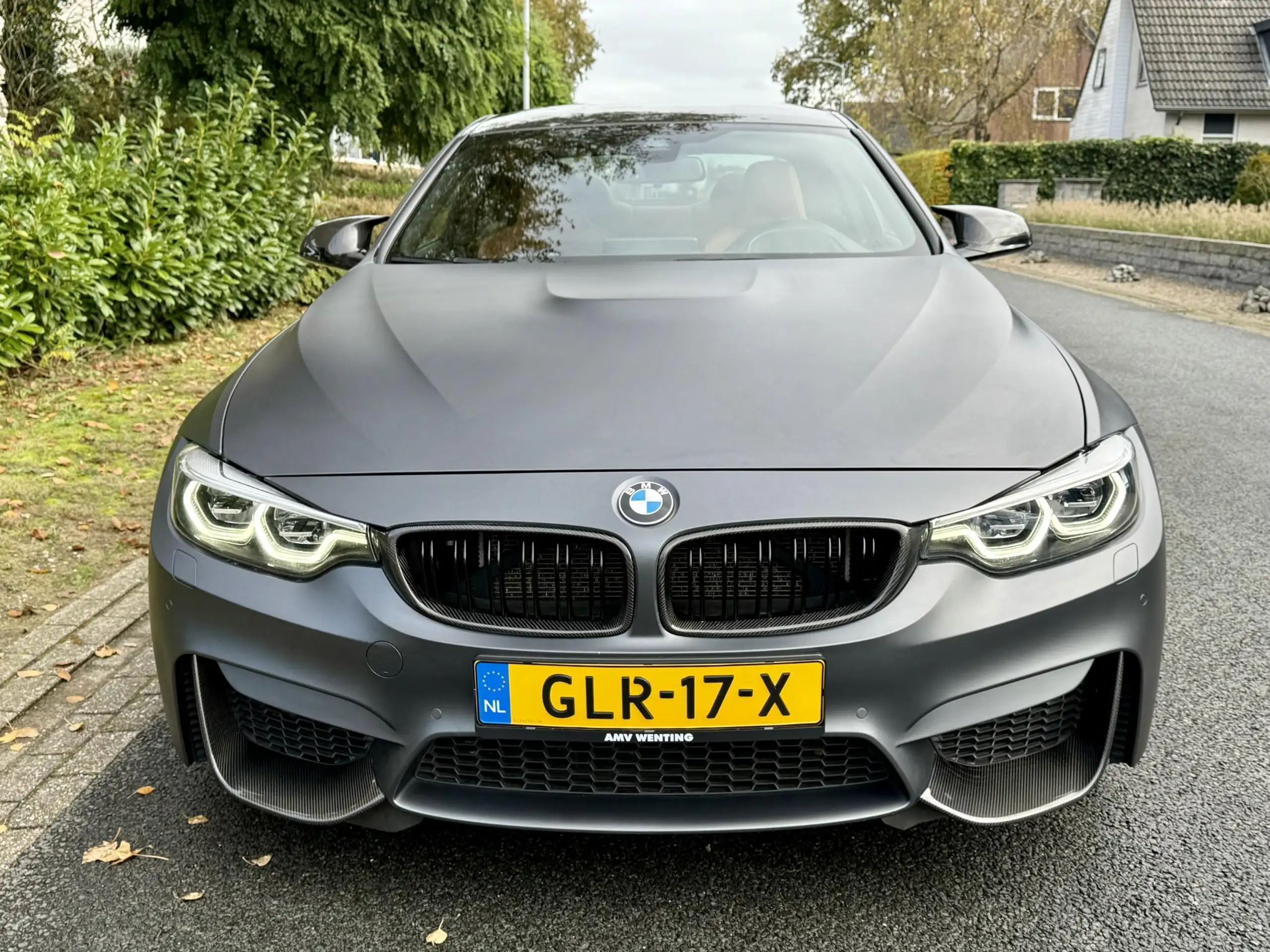 BMW - M4