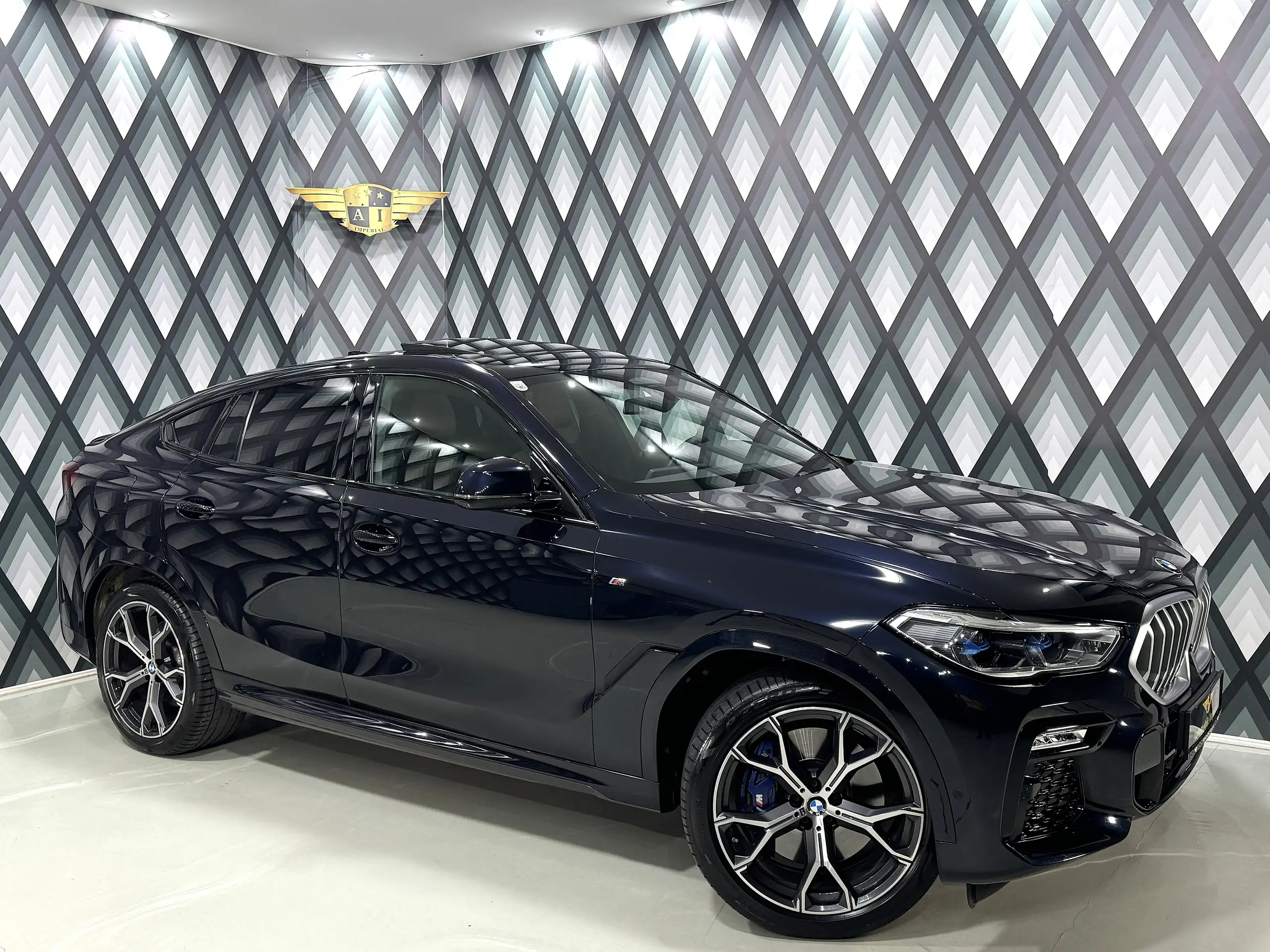 BMW - X6