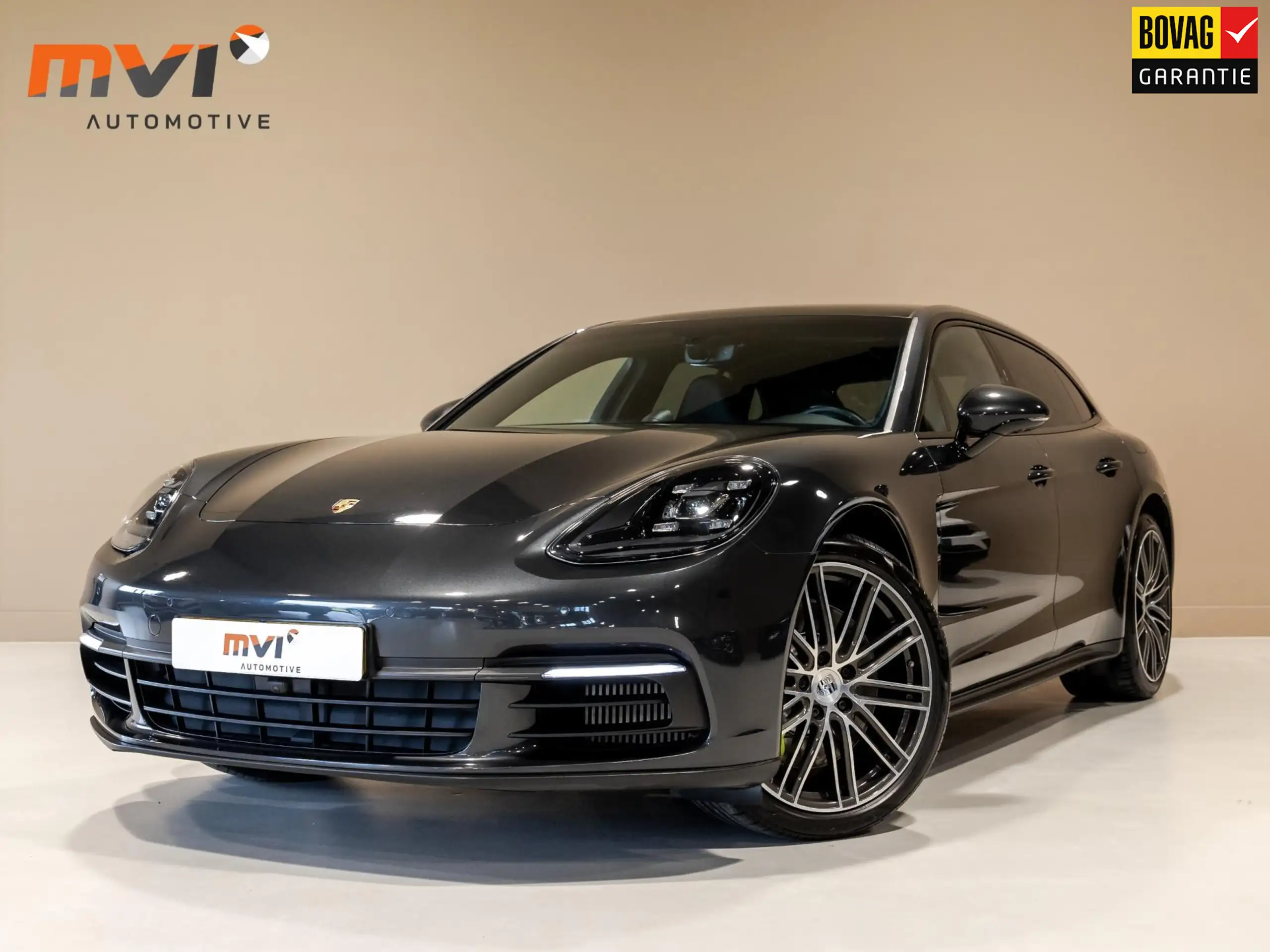 Porsche - Panamera