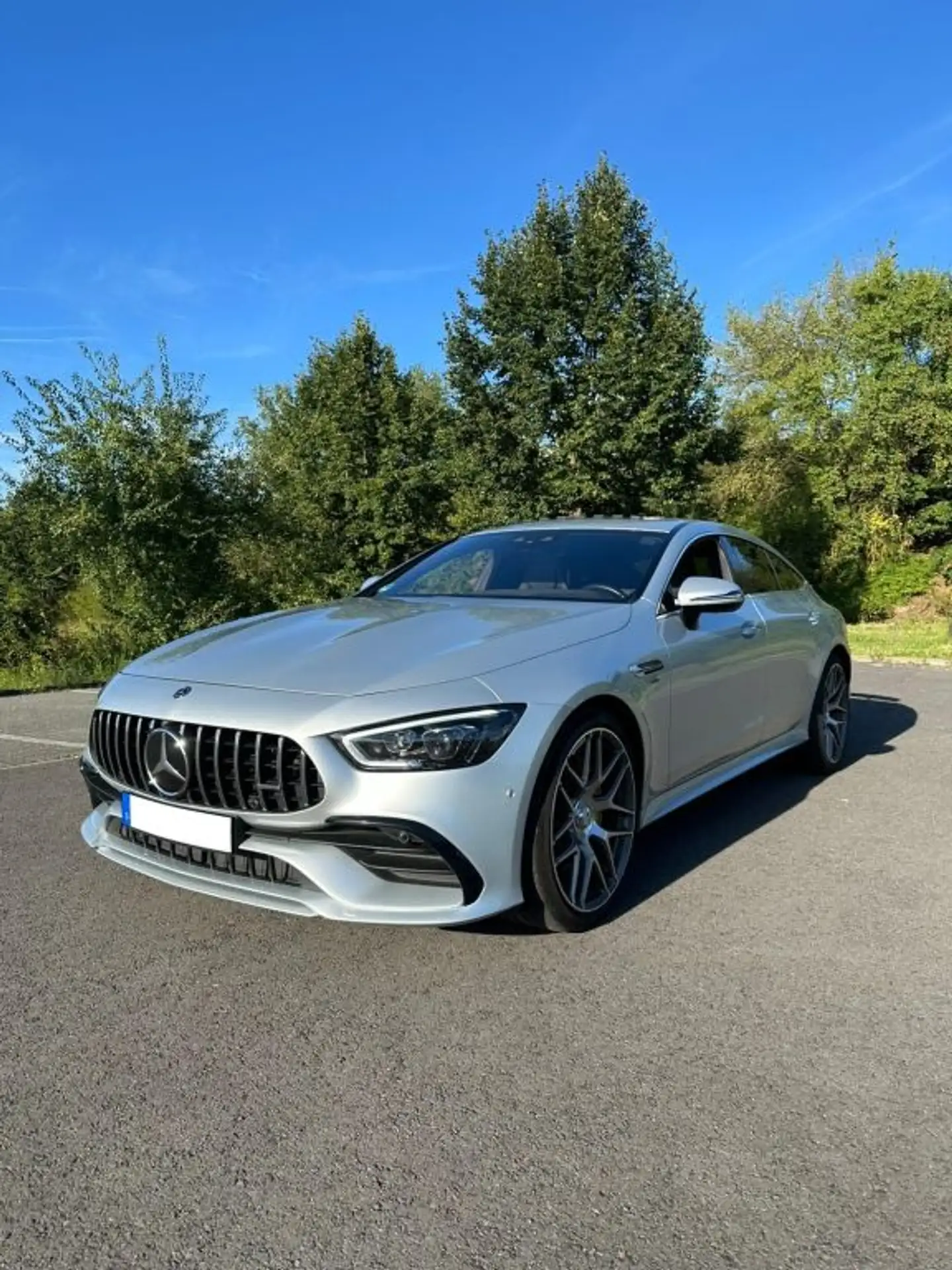 Mercedes-Benz - AMG GT