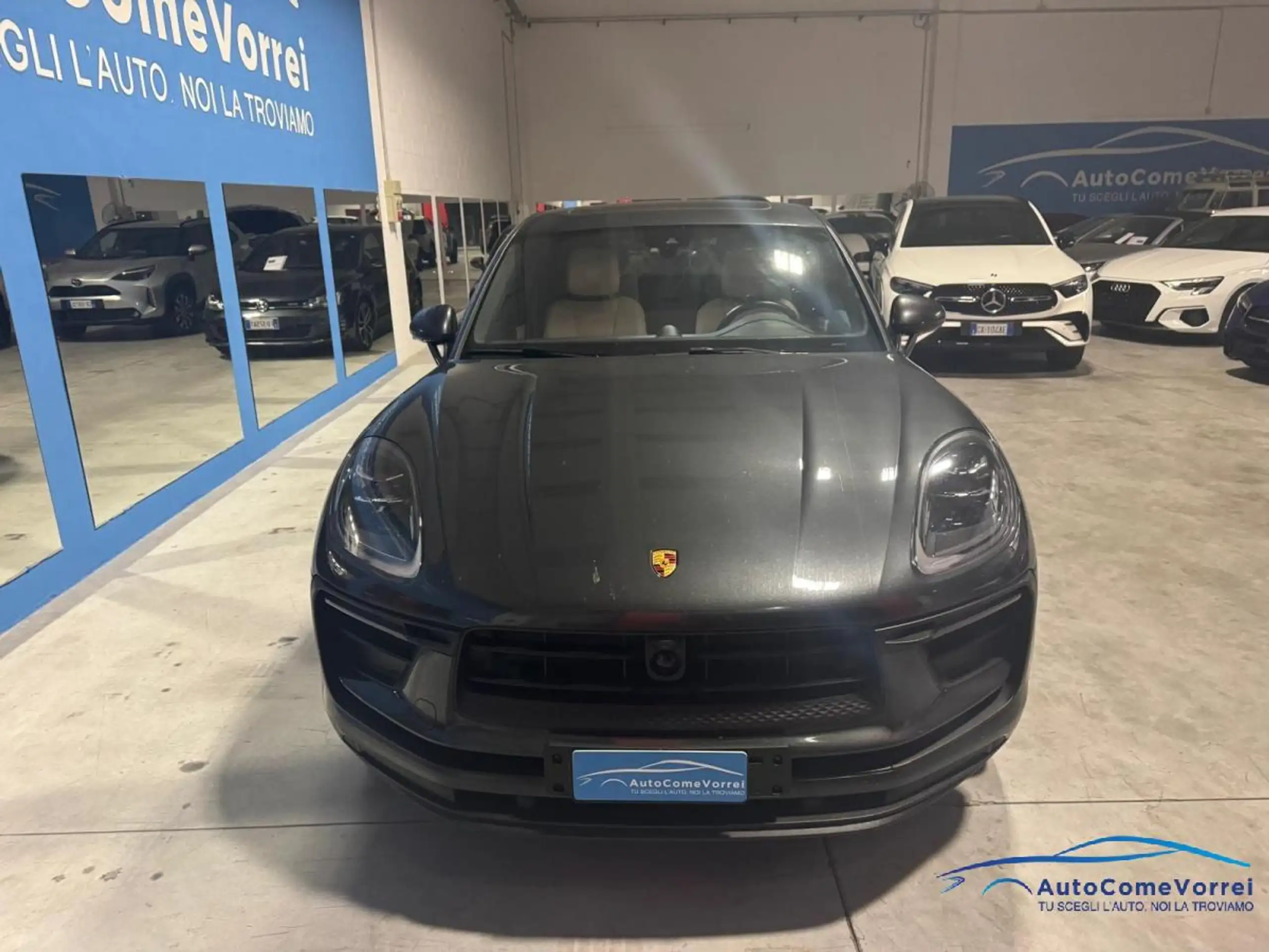 Porsche - Macan