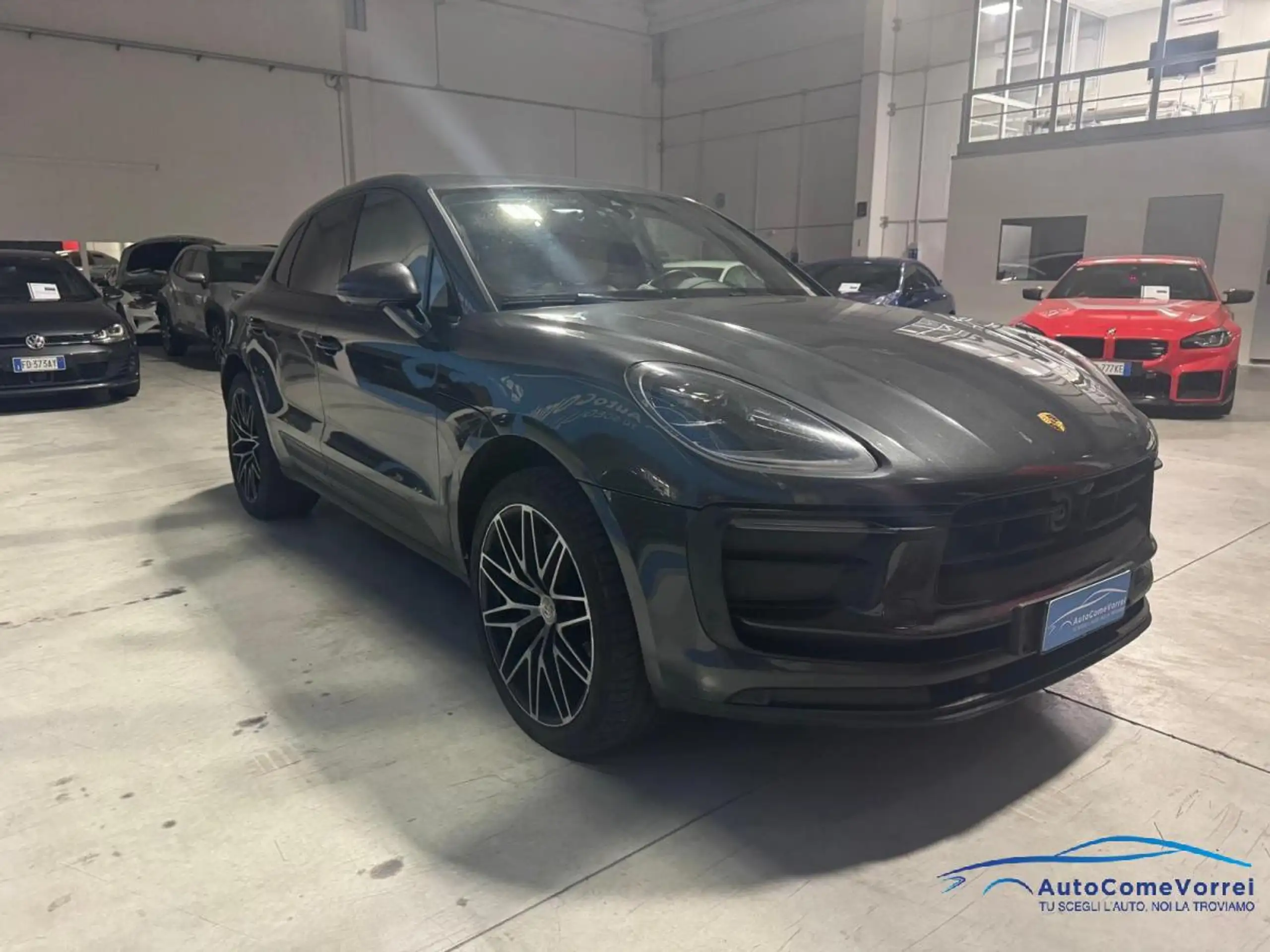 Porsche - Macan