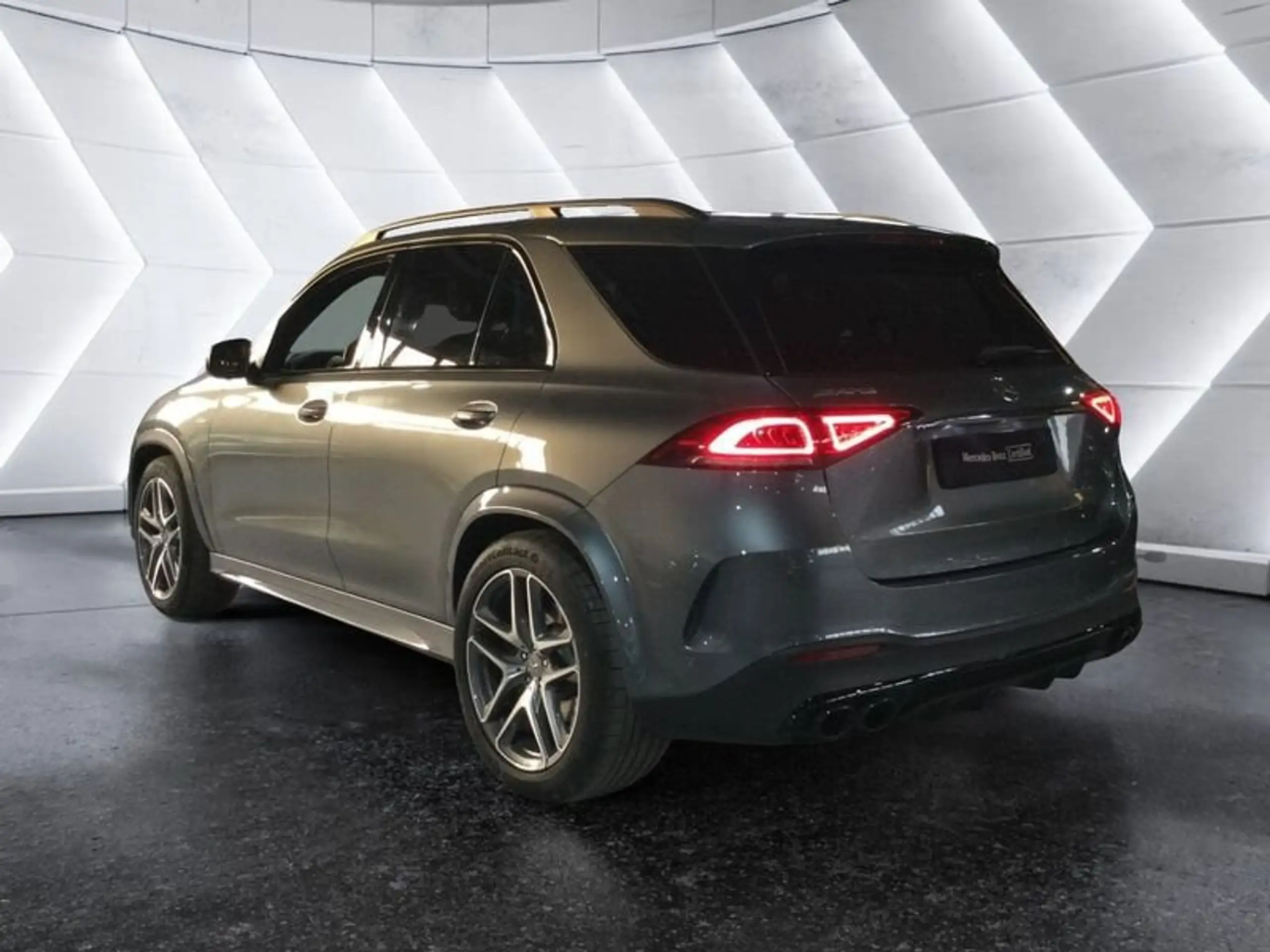 Mercedes-Benz - GLE 53 AMG