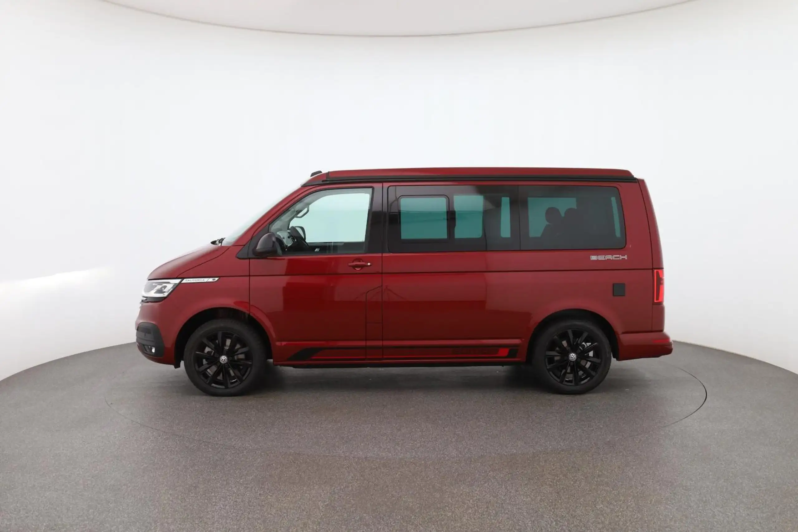 Volkswagen - T6.1 California