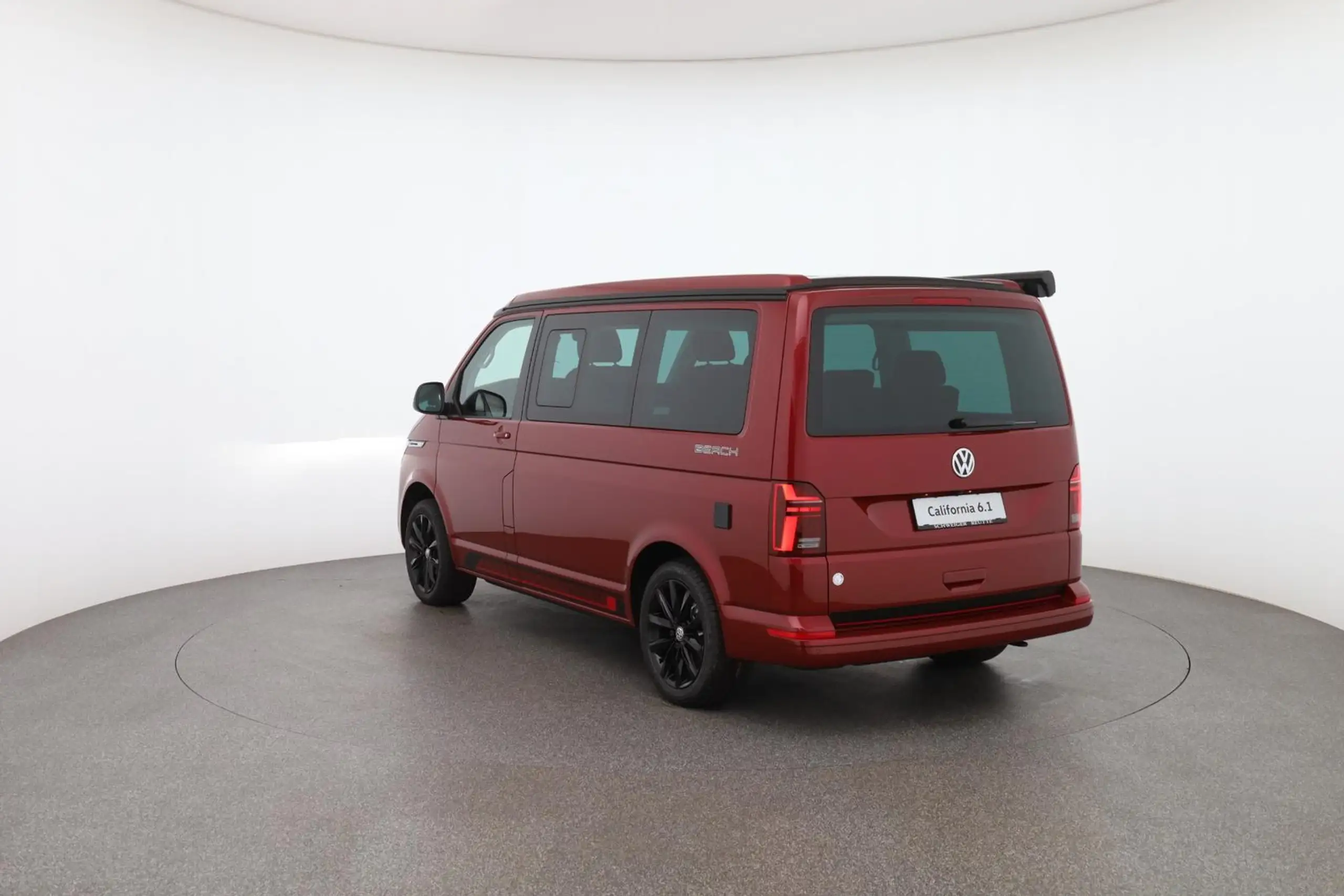 Volkswagen - T6.1 California