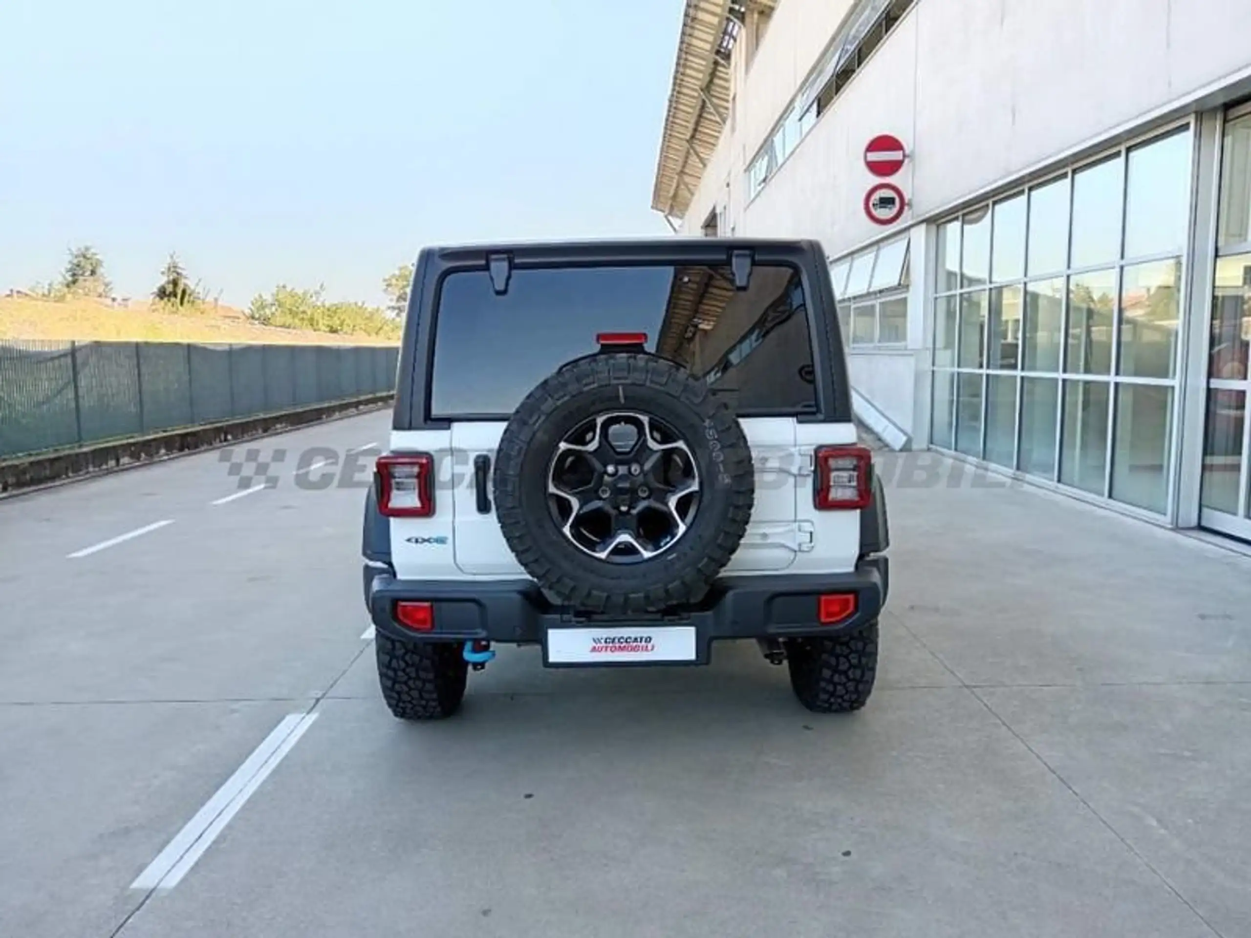 Jeep - Wrangler