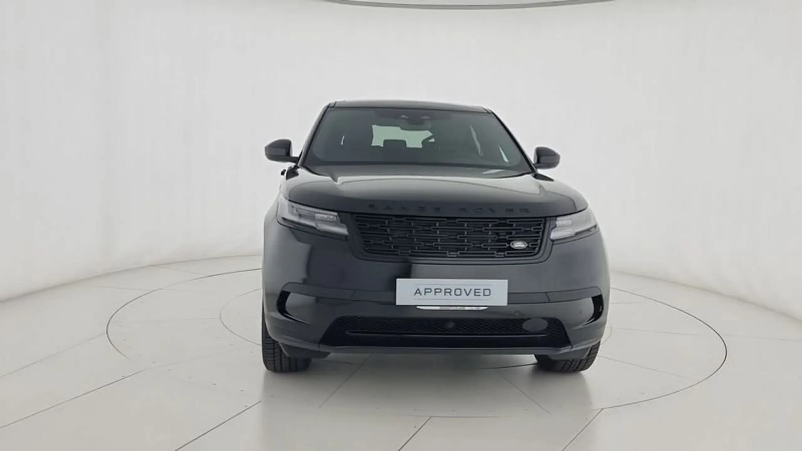 Land Rover - Range Rover Velar