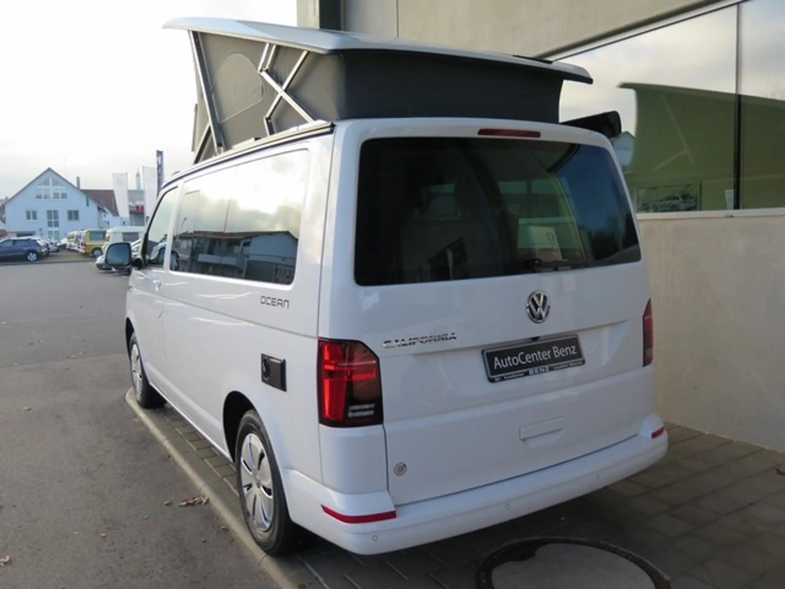 Volkswagen - T6.1 California