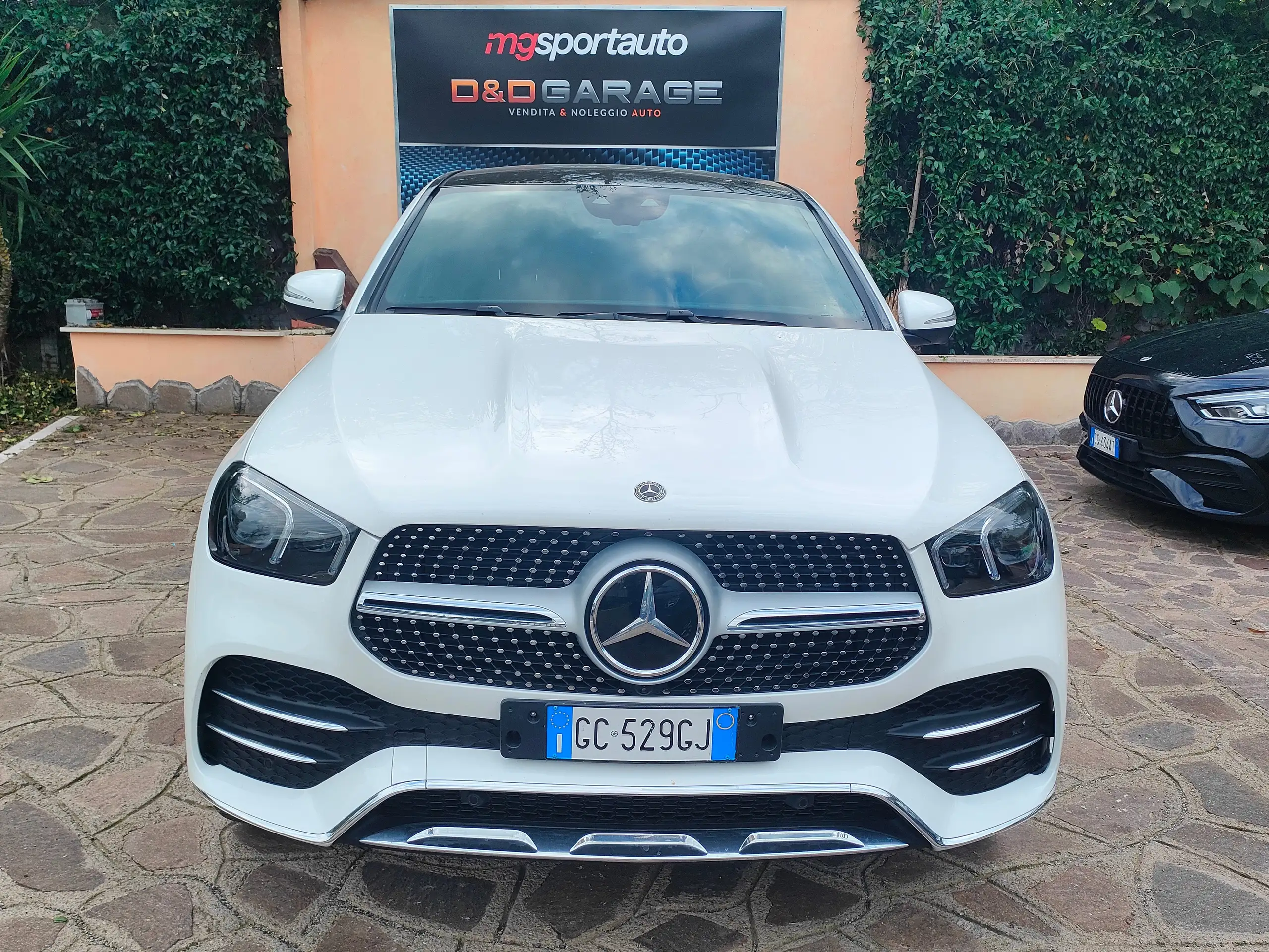 Mercedes-Benz - GLE 350