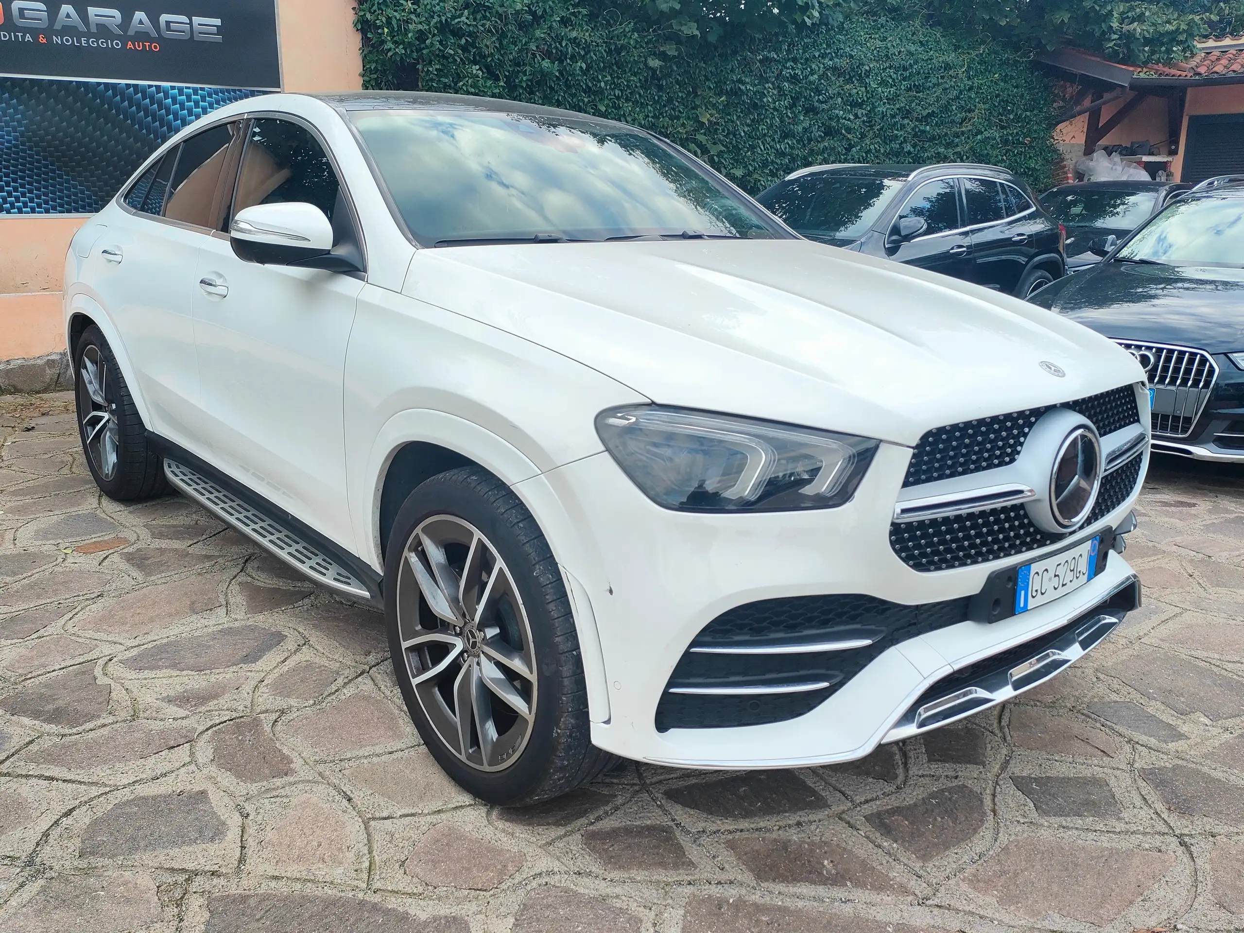 Mercedes-Benz - GLE 350