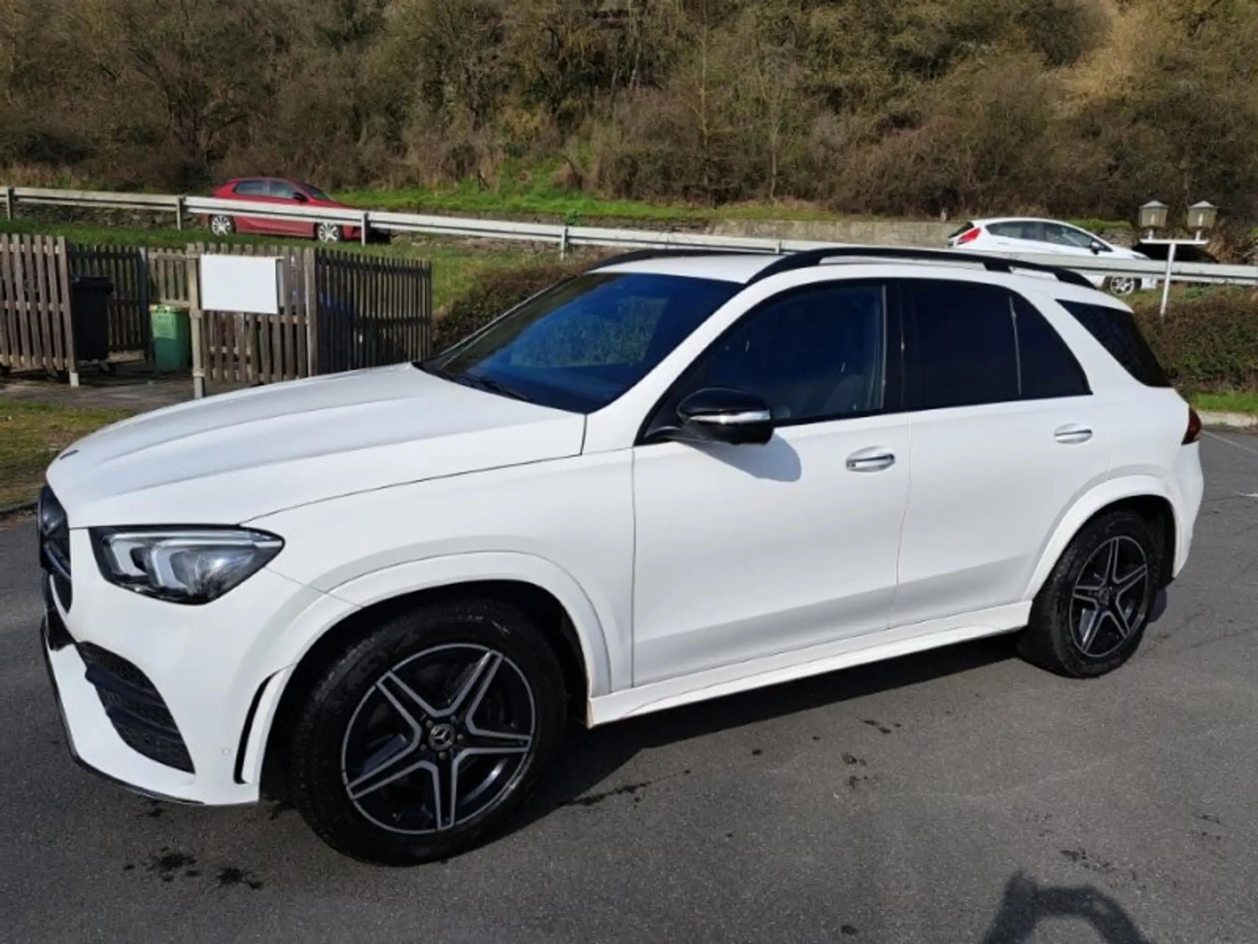 Mercedes-Benz - GLE 350