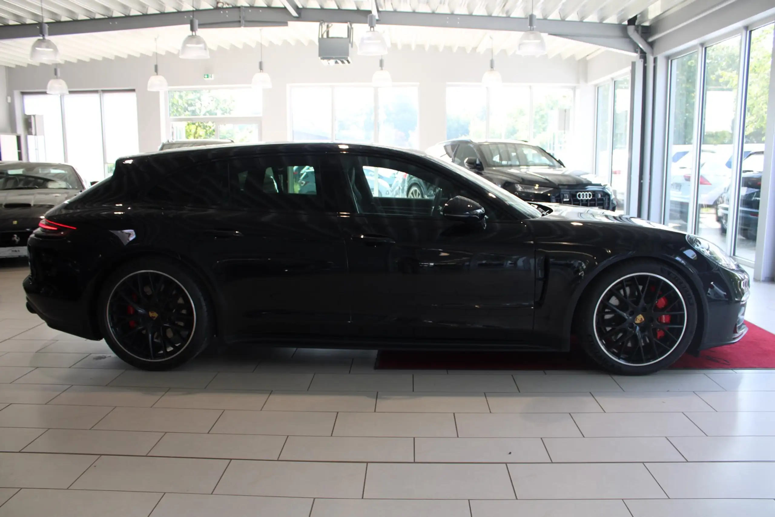 Porsche - Panamera