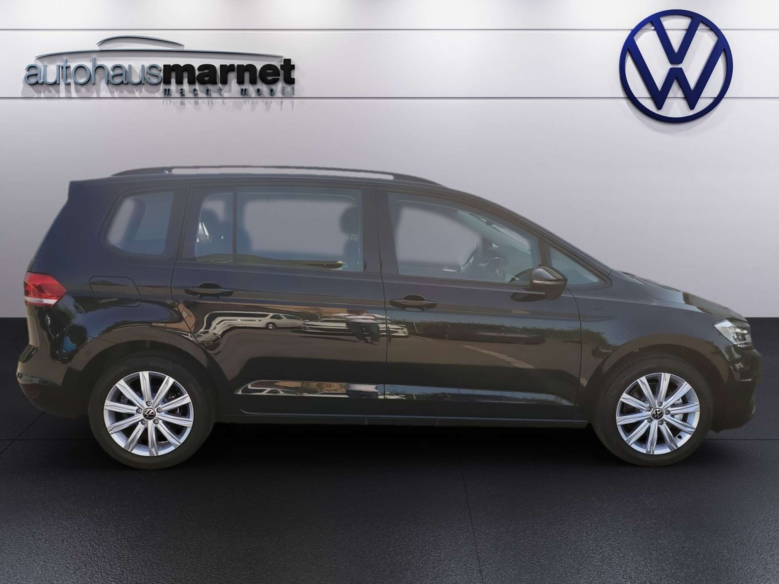 Volkswagen - Touran