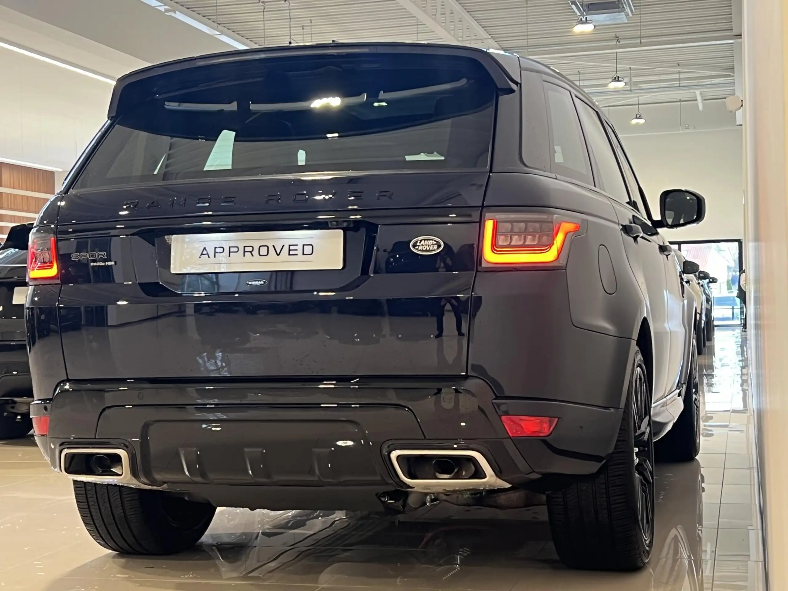 Land Rover - Range Rover Sport