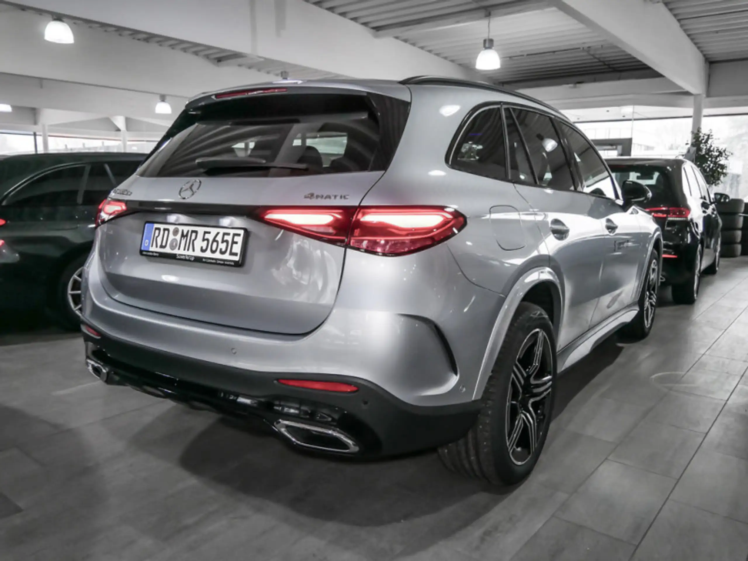 Mercedes-Benz - GLC 300