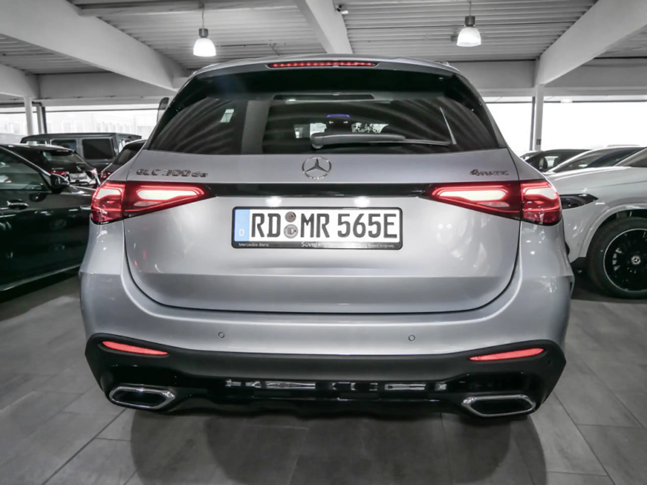 Mercedes-Benz - GLC 300