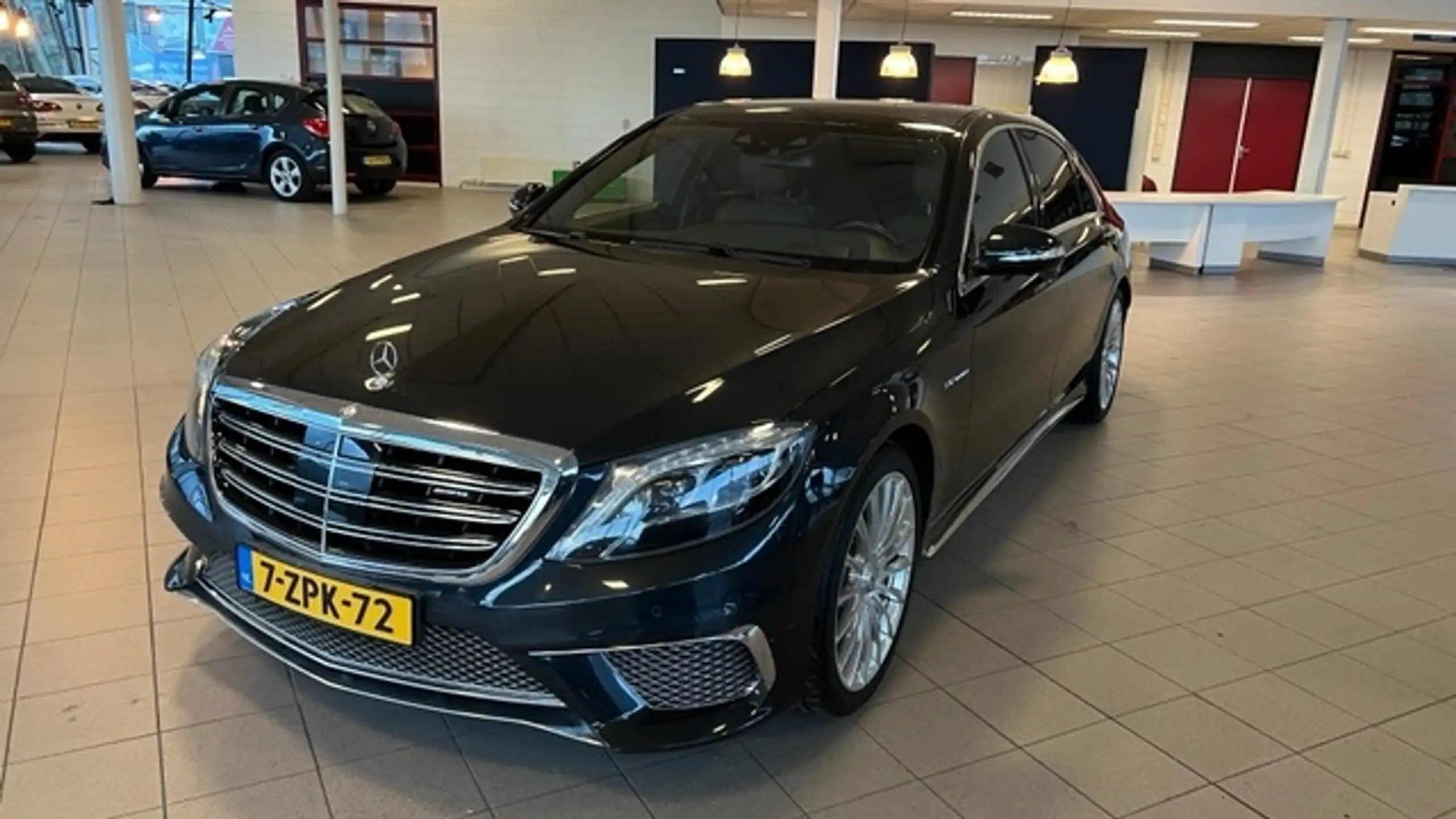 Mercedes-Benz - S 65 AMG