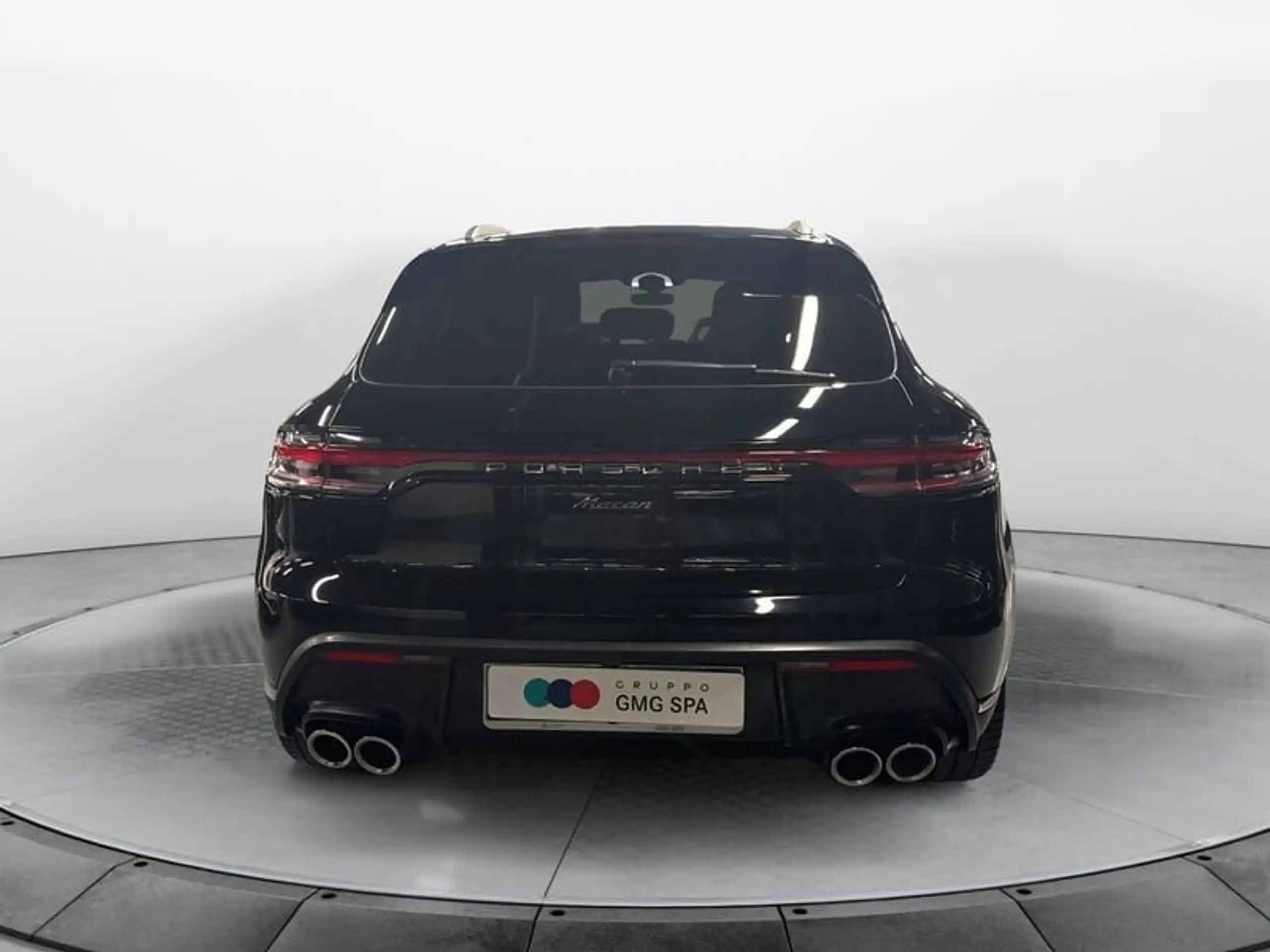 Porsche - Macan