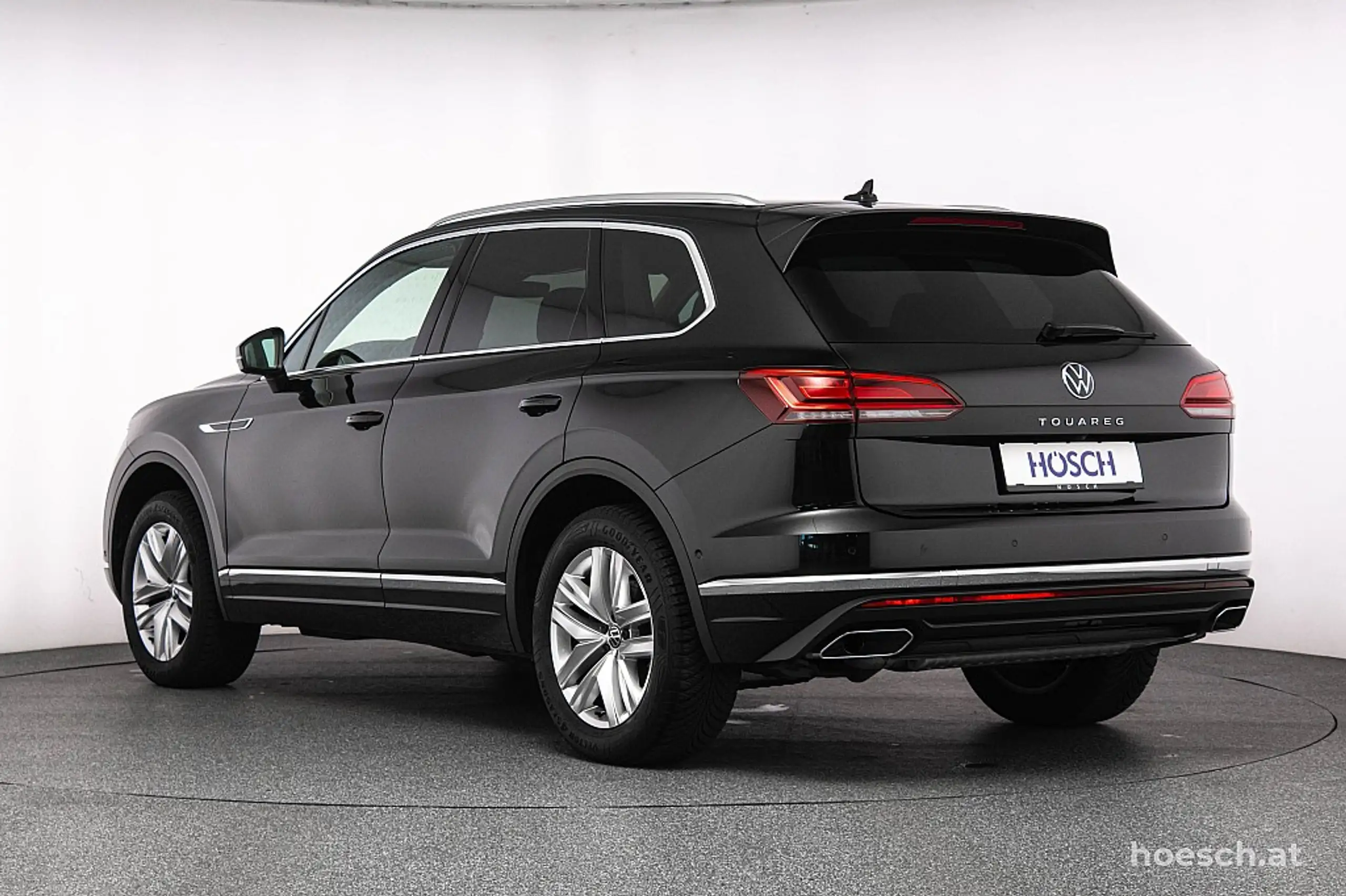 Volkswagen - Touareg