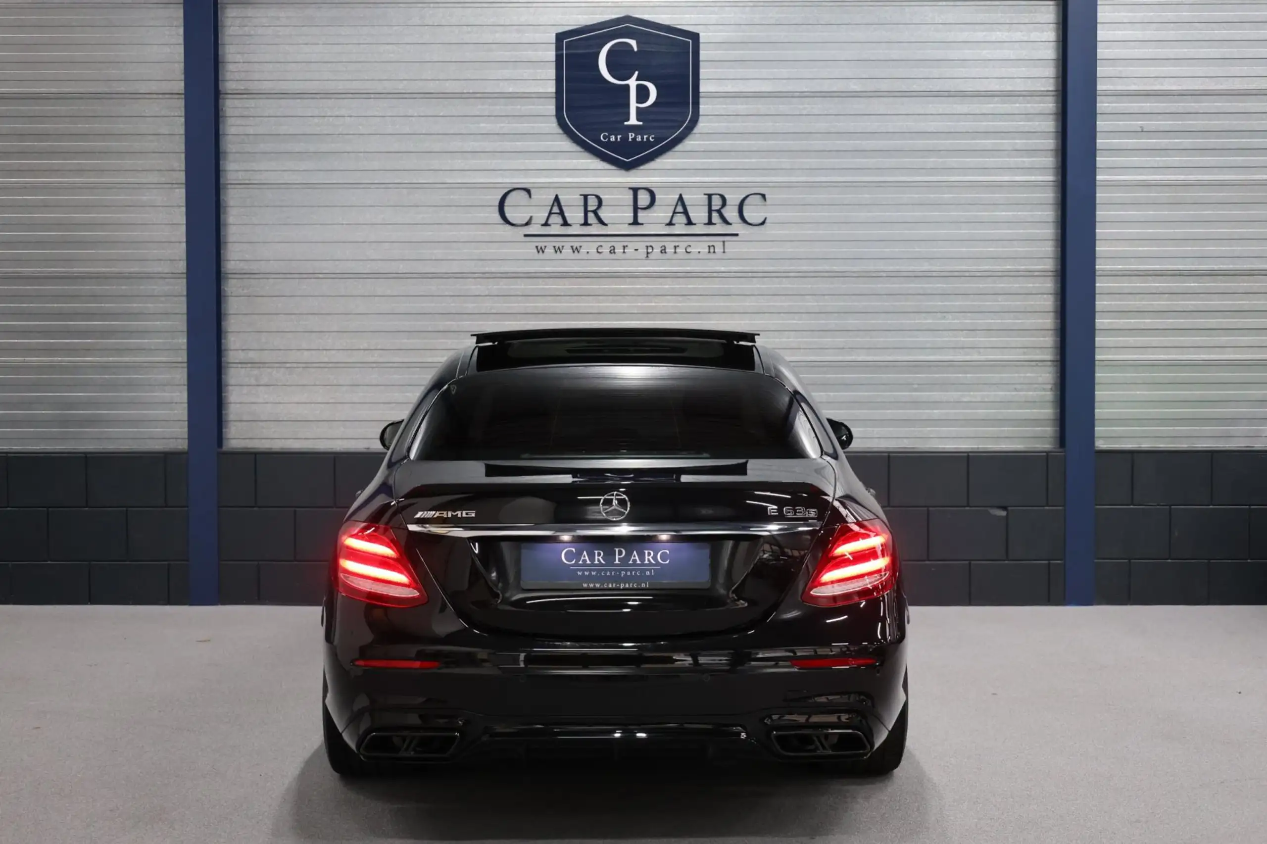 Mercedes-Benz - E 63 AMG