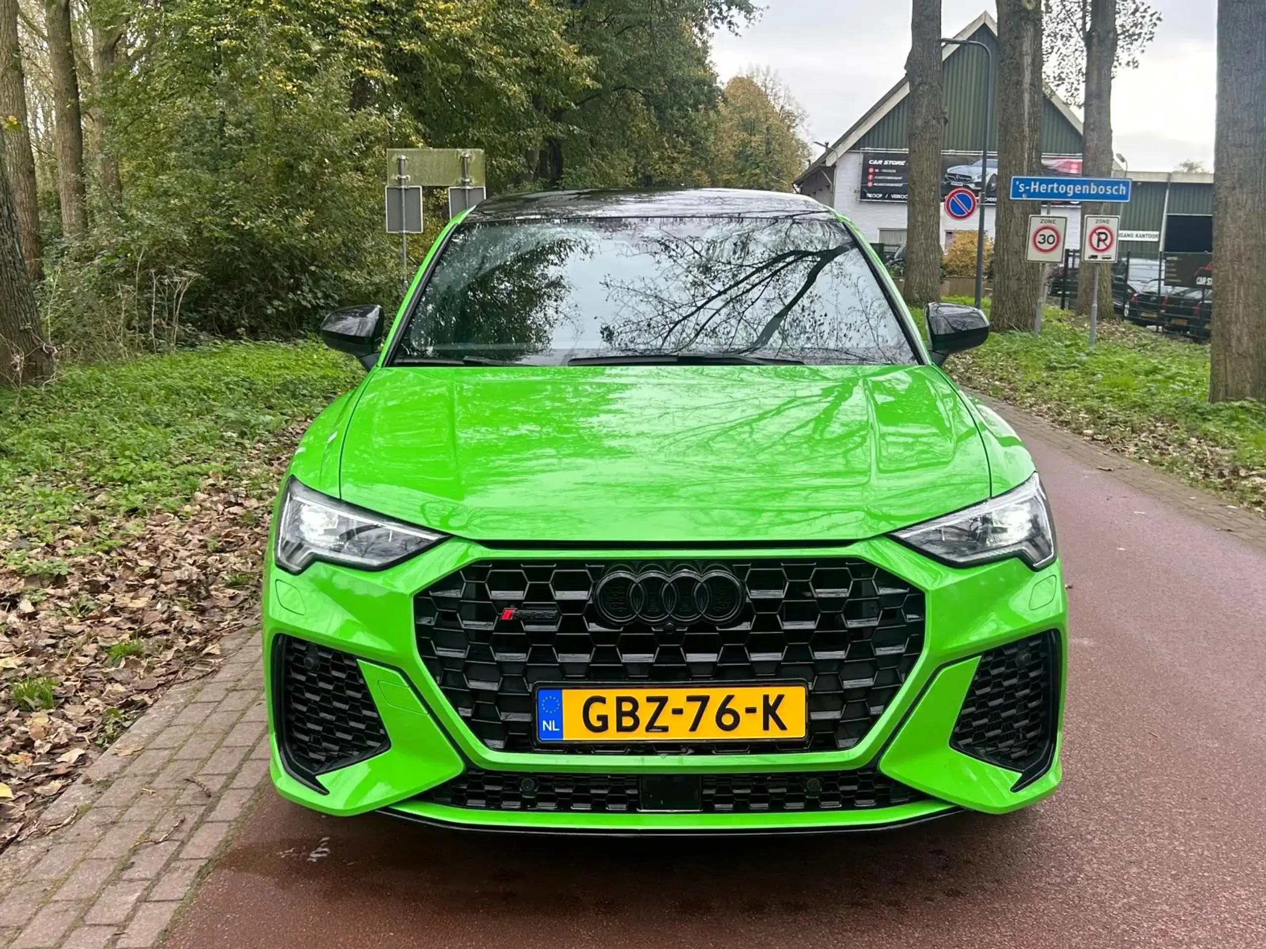 Audi - Q3