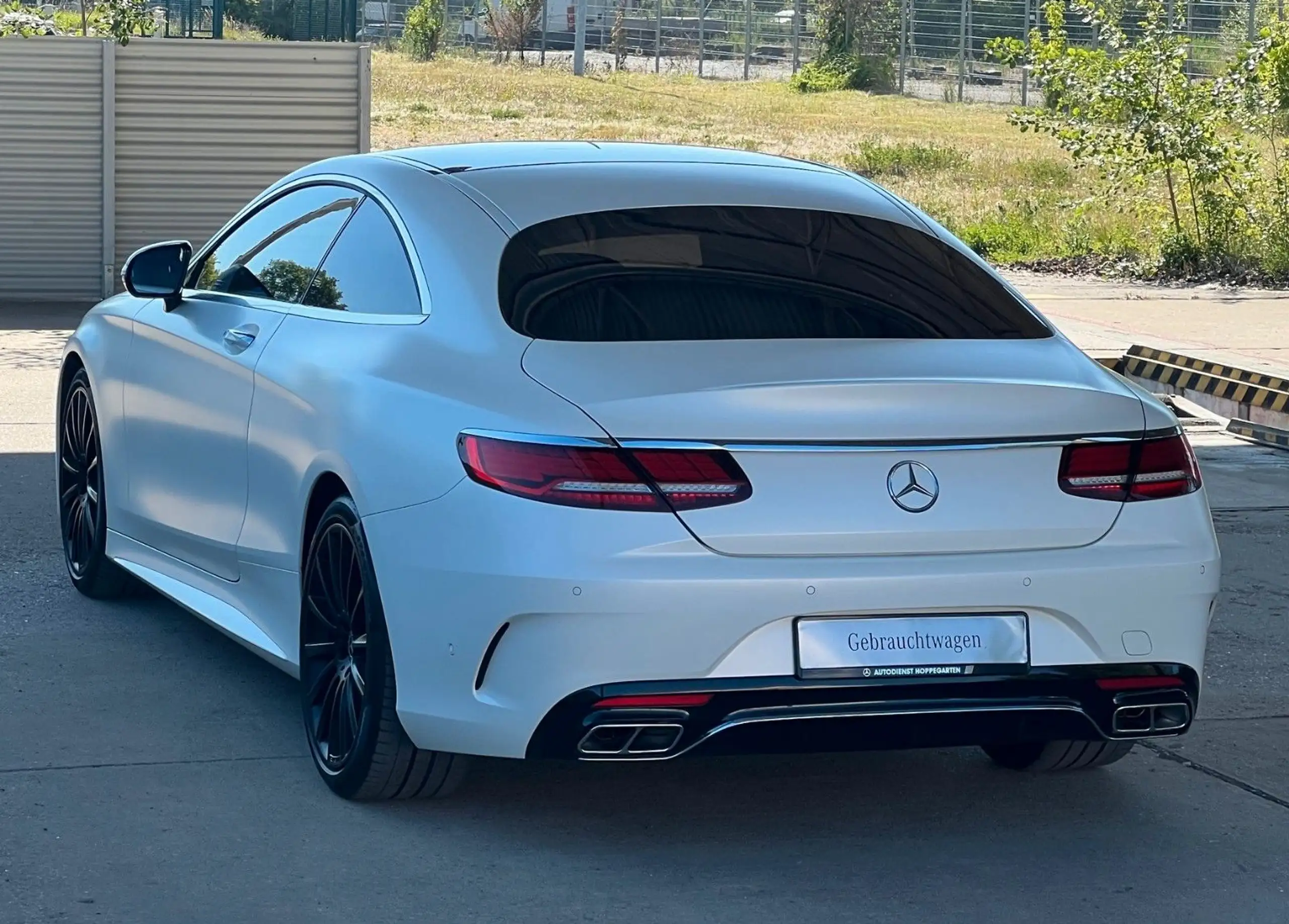 Mercedes-Benz - S 560