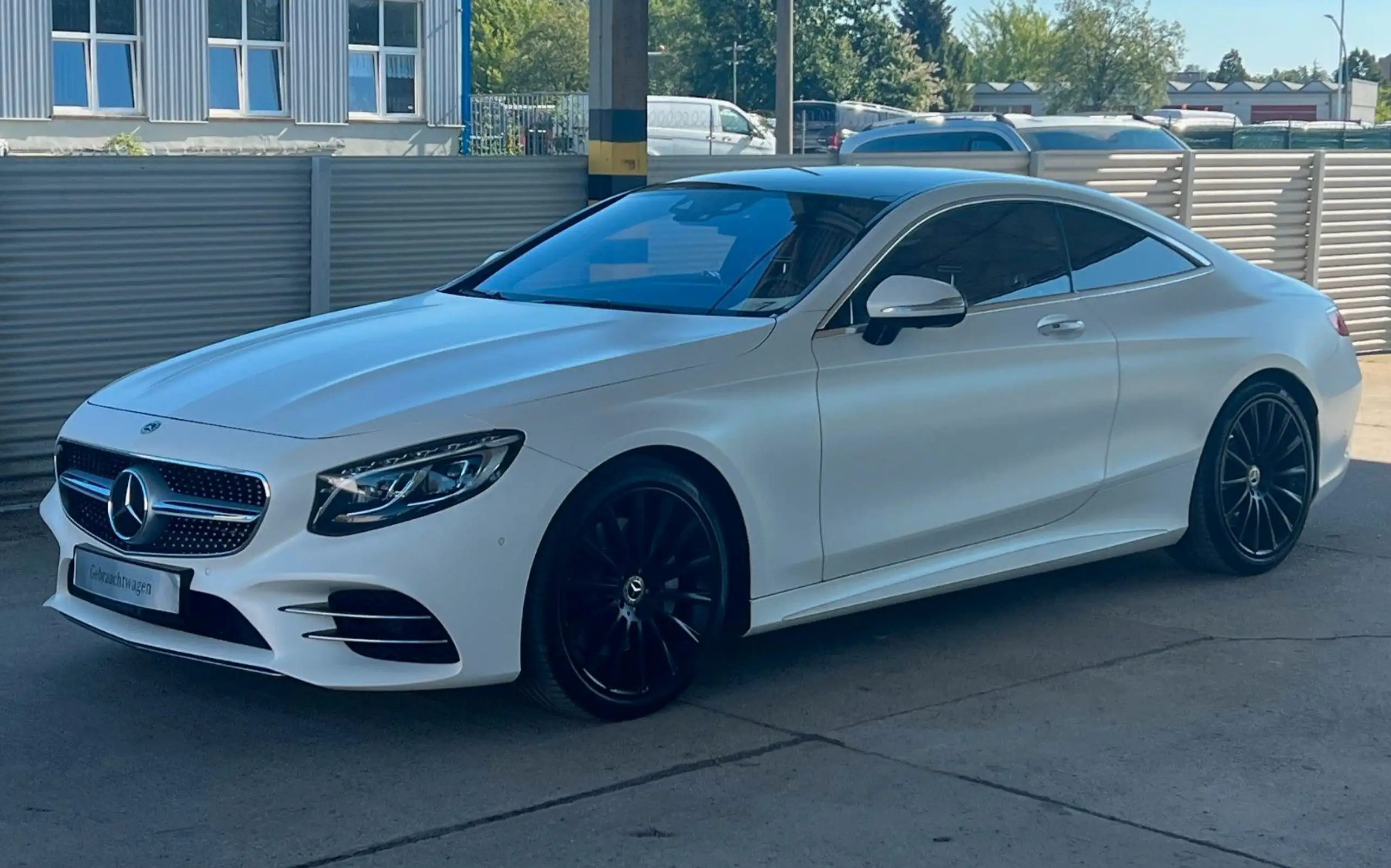 Mercedes-Benz - S 560